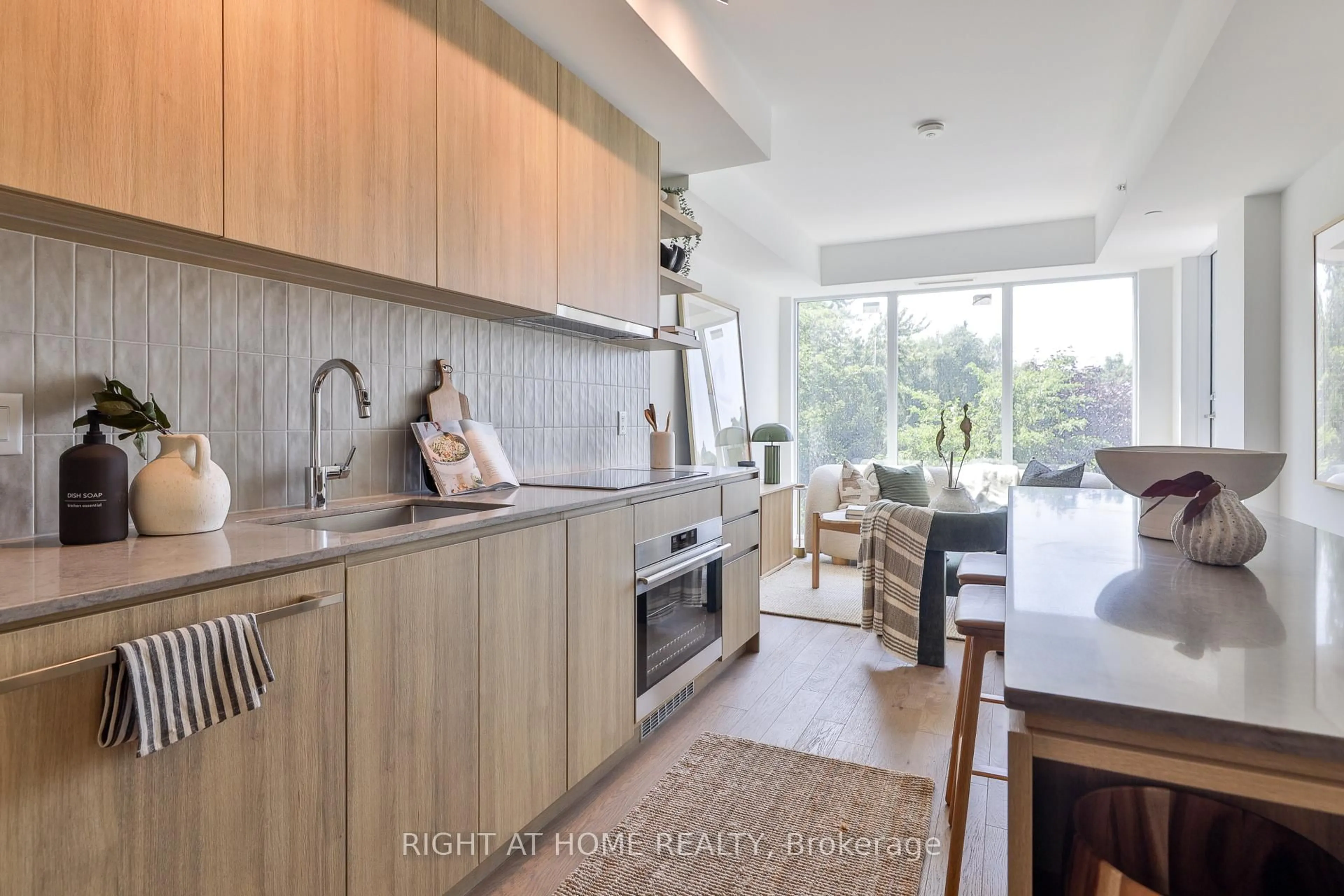 Open concept kitchen, unknown for 1161 Kingston Rd #201, Toronto Ontario M1N 1P2
