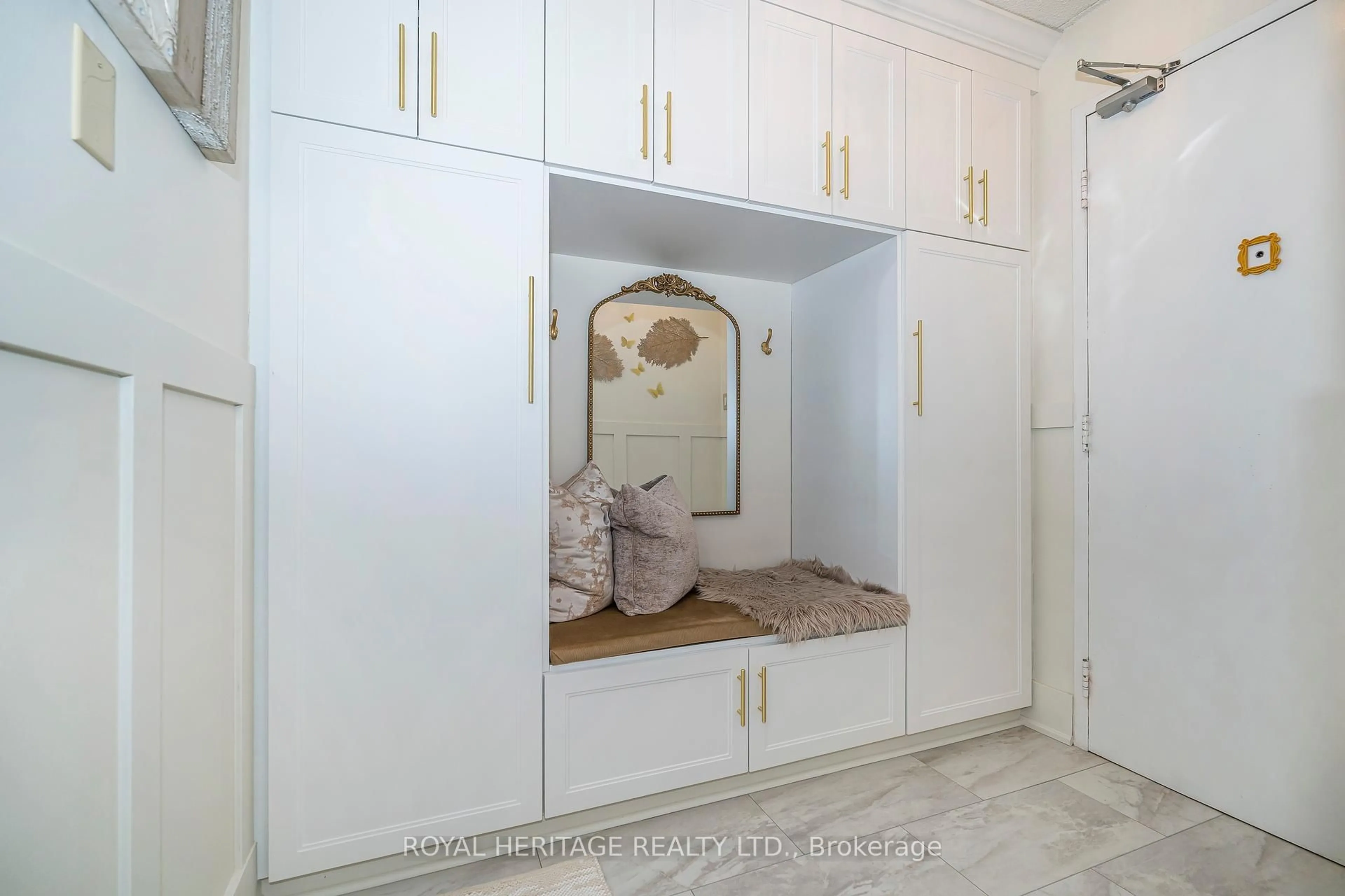 Laundry room for 1535 Diefenbaker Crt #101, Pickering Ontario L1V 3W2