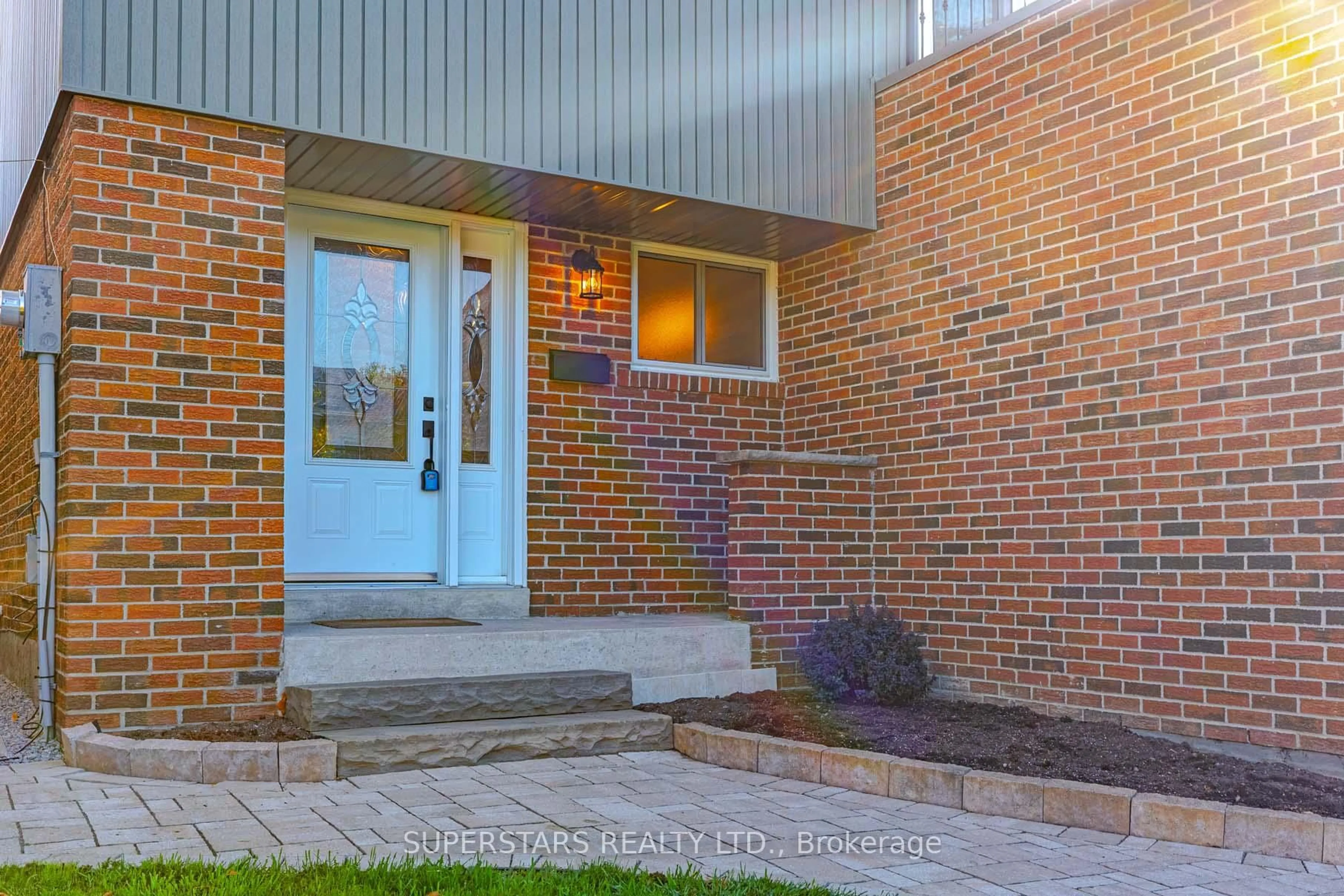 Home with brick exterior material, street for 193 Carolbreen Sq, Toronto Ontario M1V 1J1