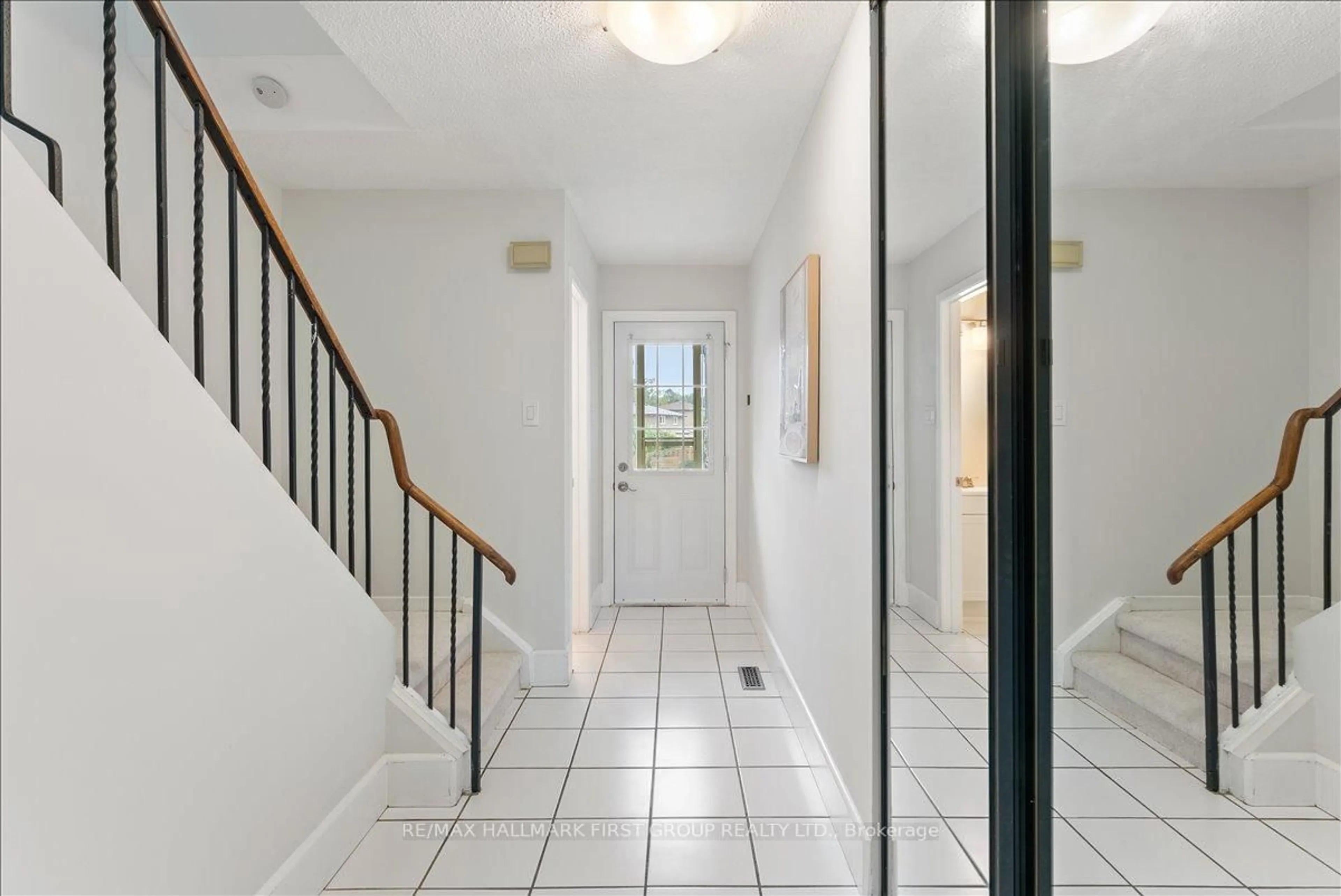 Indoor entryway for 4 Deeprose Lane #27, Ajax Ontario L1S 3L6