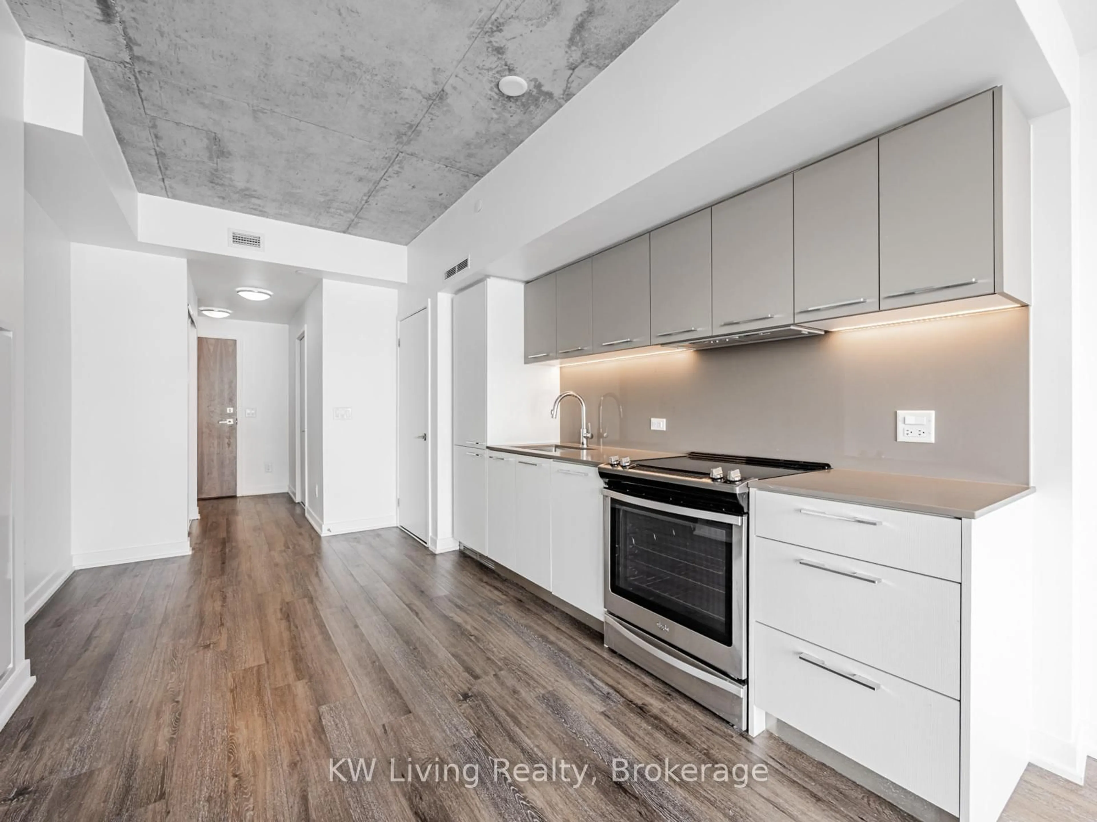 Open concept kitchen, unknown for 30 Baseball Pl #621, Toronto Ontario M4M 0E8