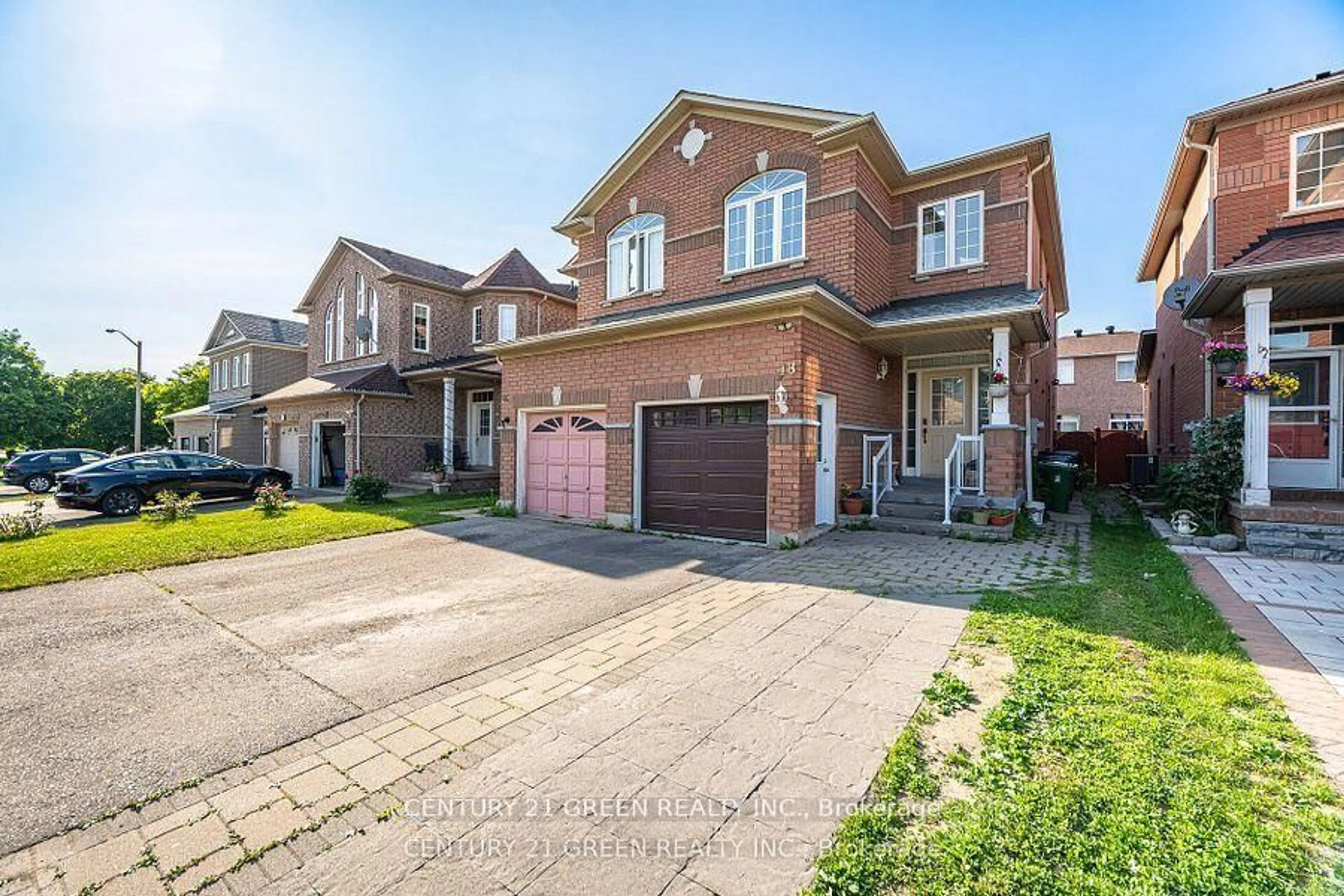 Home with brick exterior material, street for 18 Fiddlehead Terr, Toronto Ontario M1B 6B5