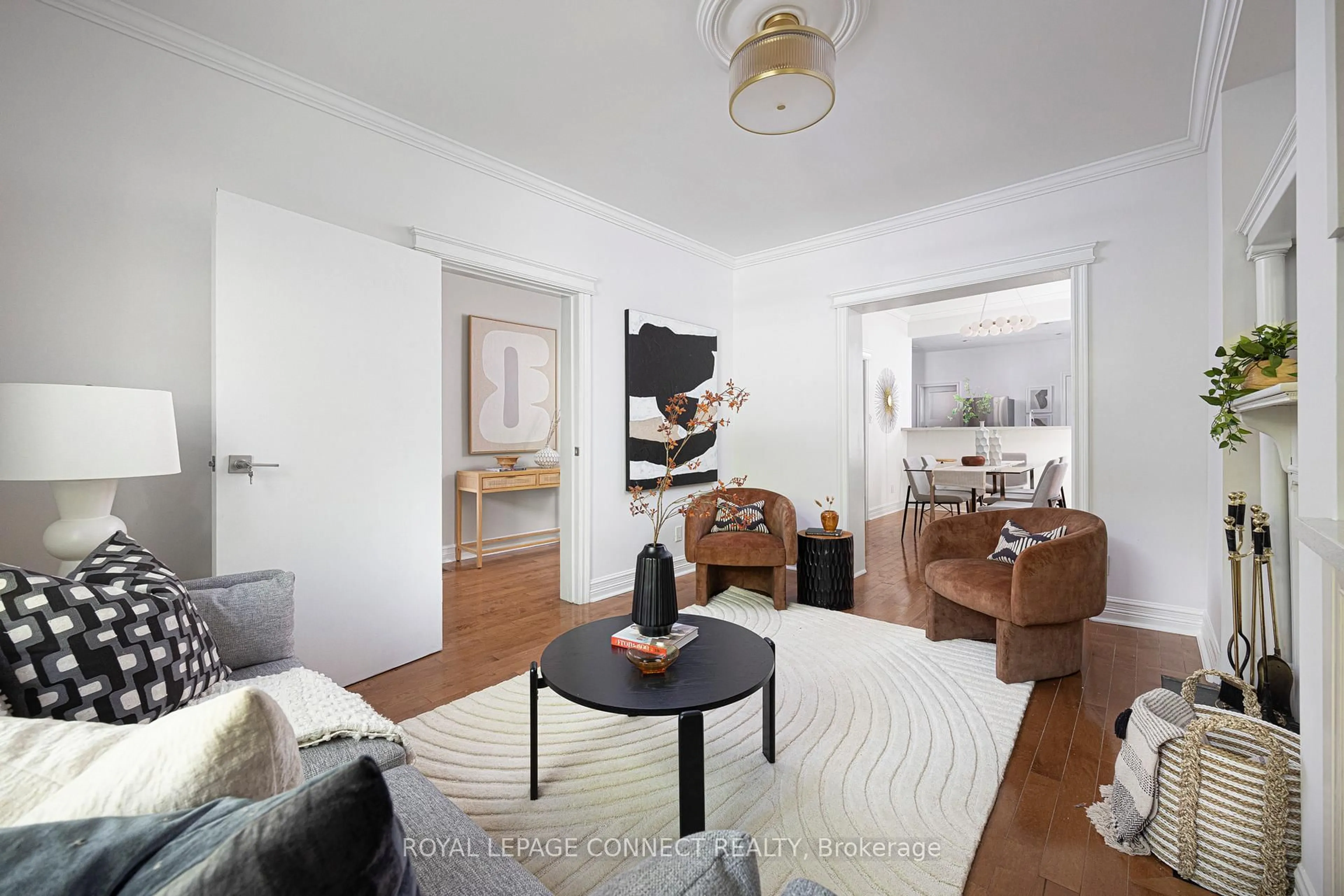 Living room with furniture, unknown for 73 First Ave, Toronto Ontario M4M 1W7