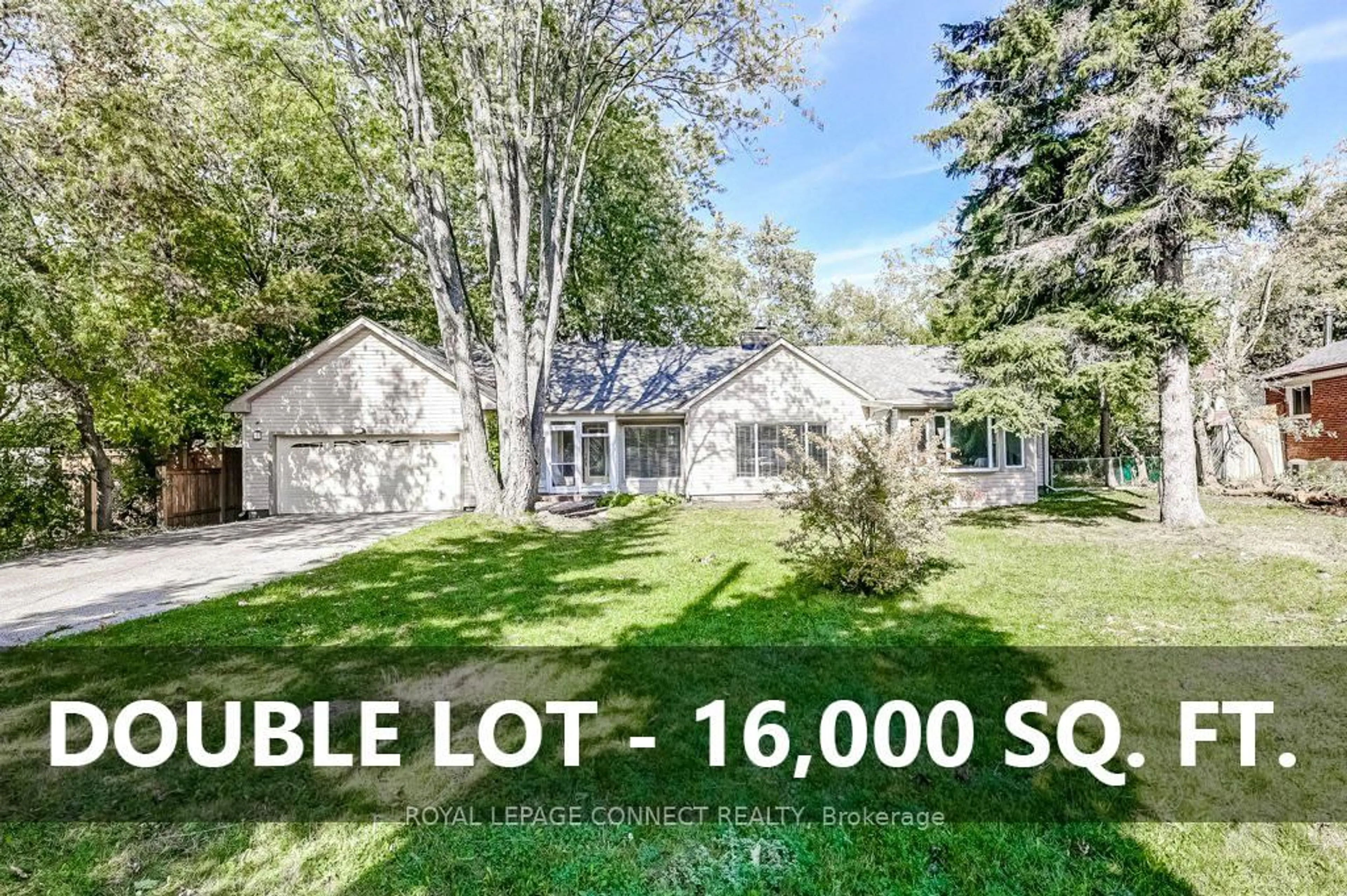 A pic from outside/outdoor area/front of a property/back of a property/a pic from drone, street for 70 Dunstall Cres, Toronto Ontario M1E 3M4