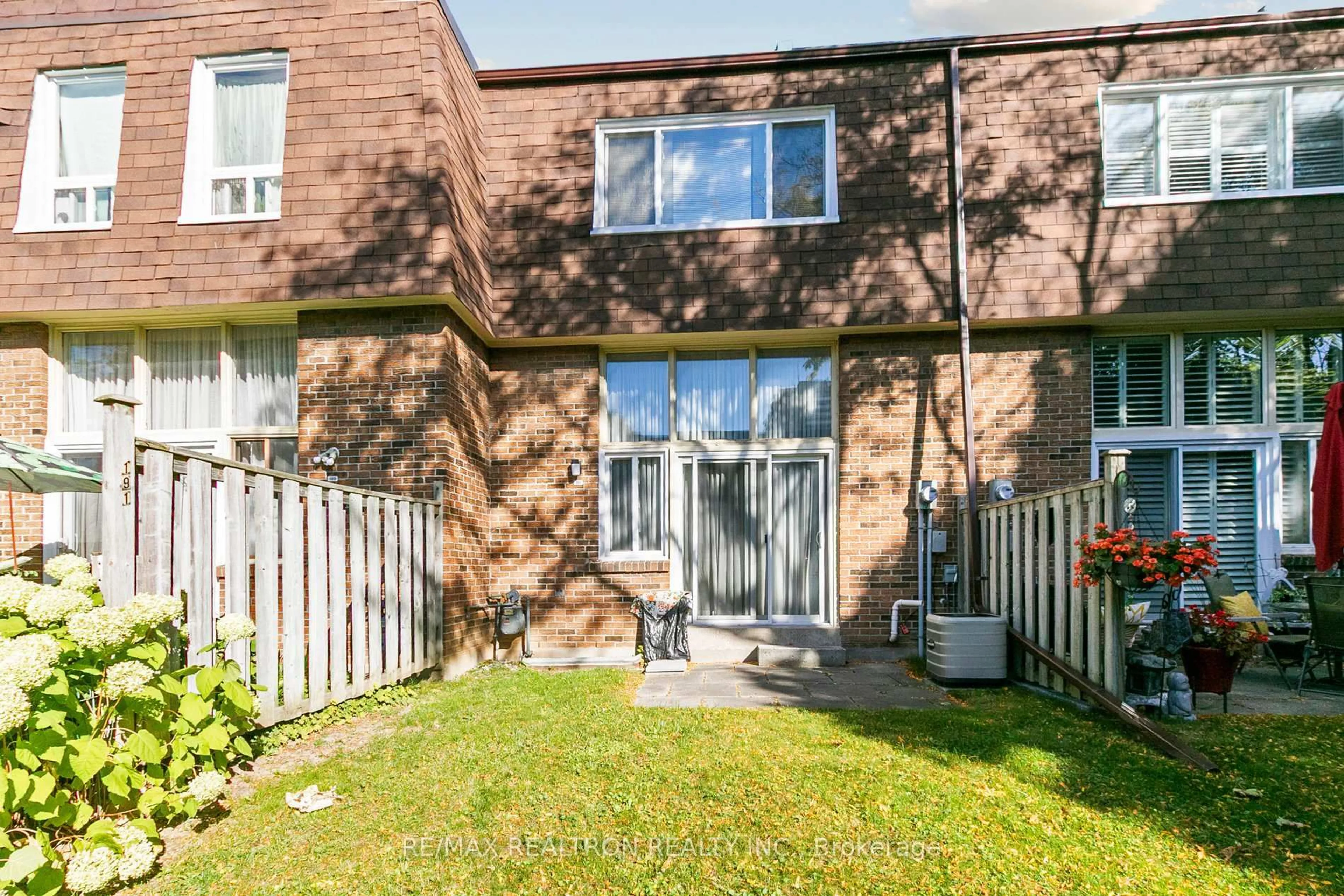 Patio, street for 191 Huntingdale Blvd #59, Toronto Ontario M1W 1T2