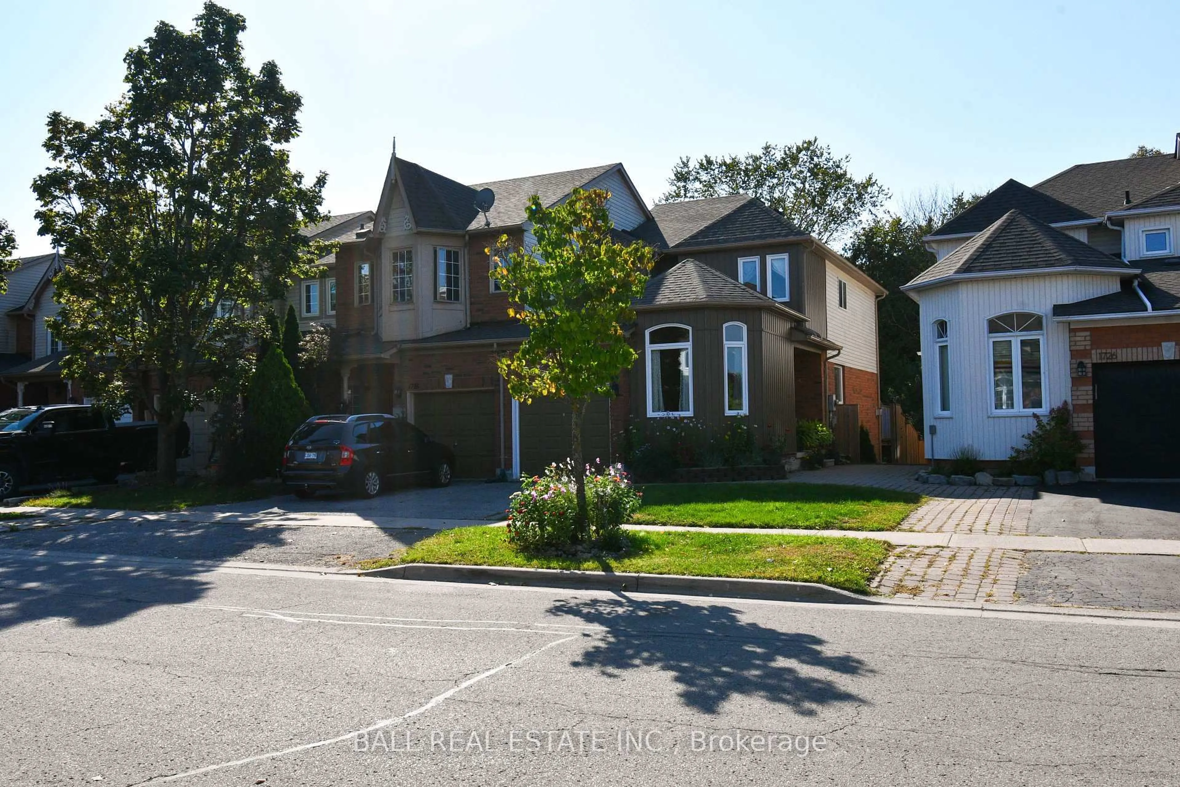 Home with brick exterior material, street for 1720 Woodgate Tr, Oshawa Ontario L1G 8B4