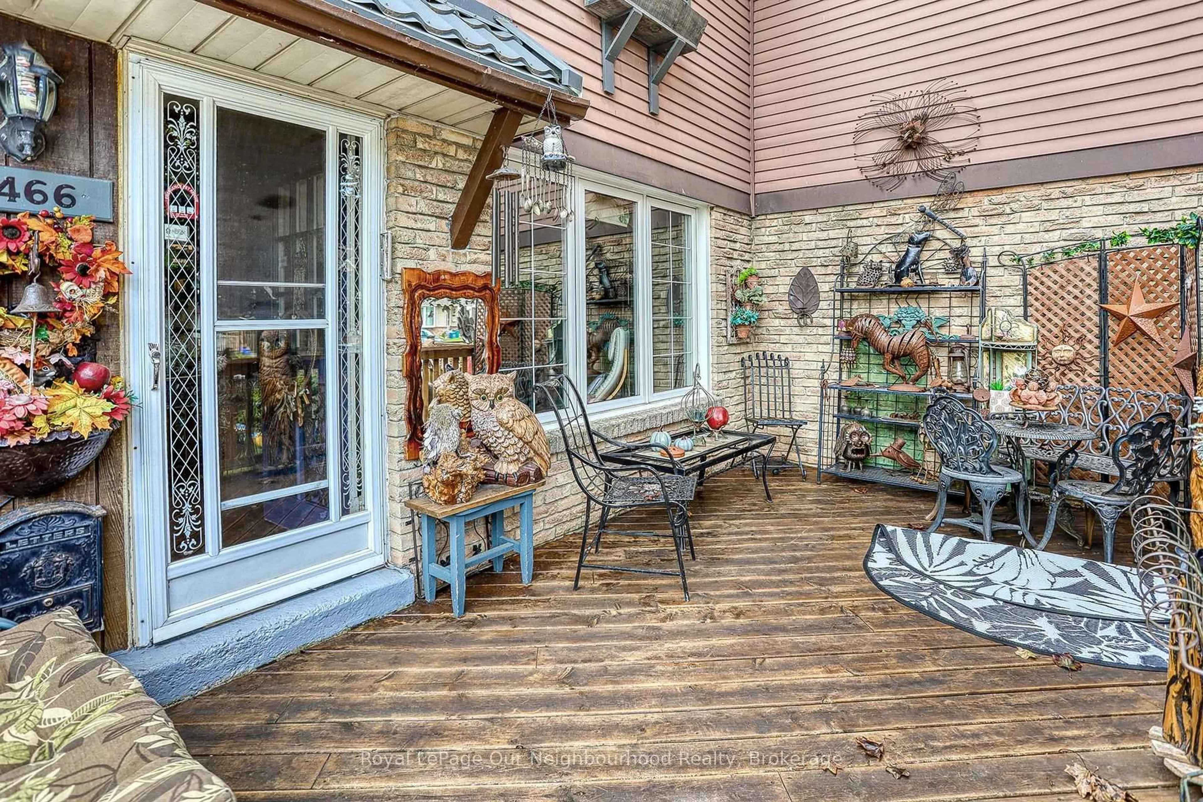 Patio, street for 1466 Wecker Dr, Oshawa Ontario L1J 6N2
