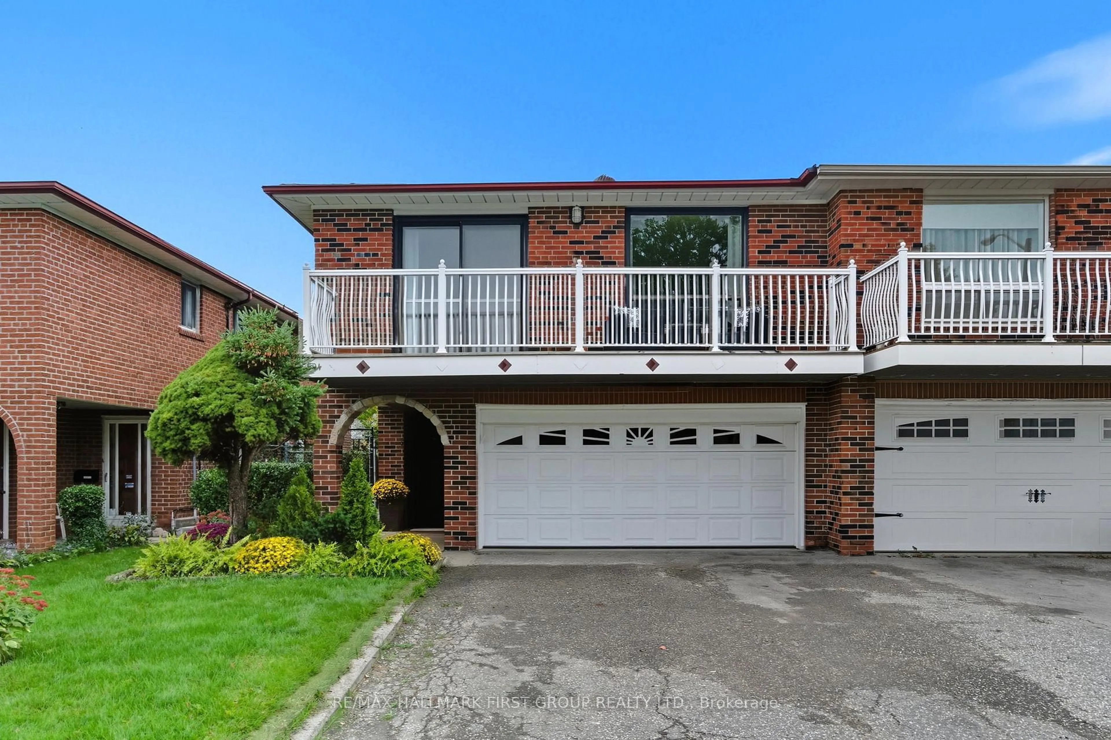 Home with brick exterior material, street for 194 Fairglen Ave, Toronto Ontario M1W 1B1