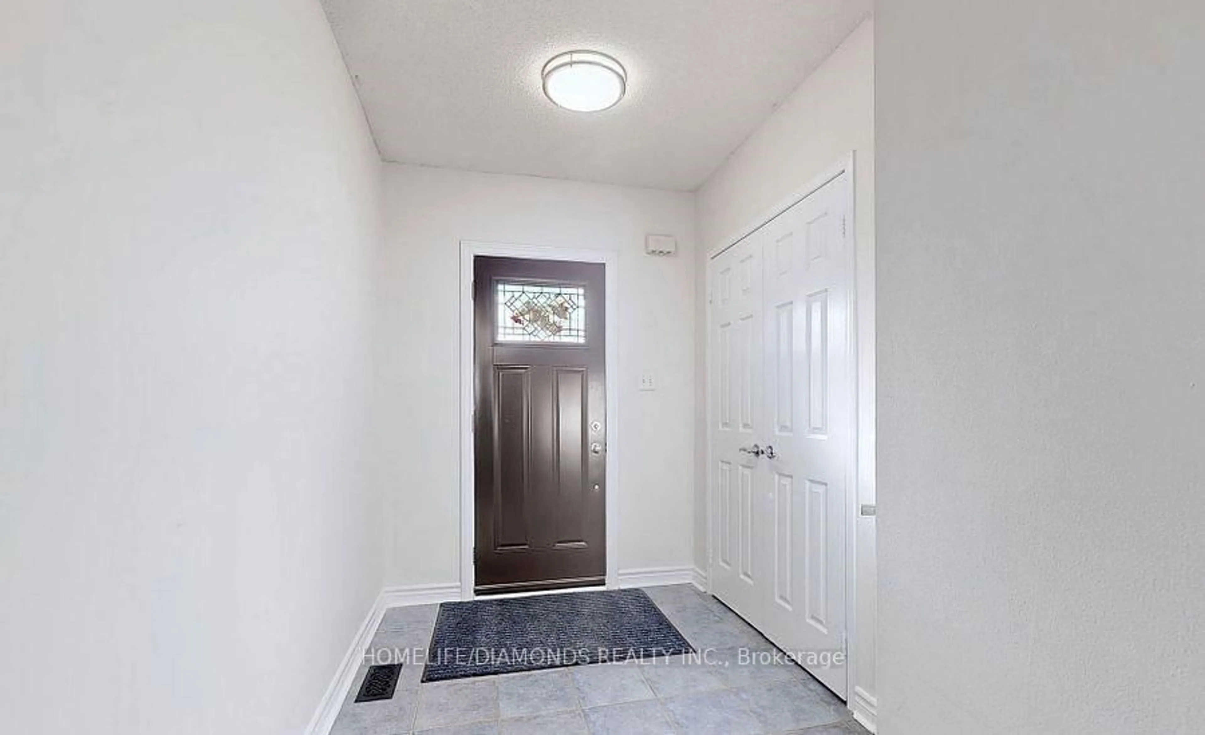 Indoor entryway for 106 Stokely Cres, Whitby Ontario L1N 9S9