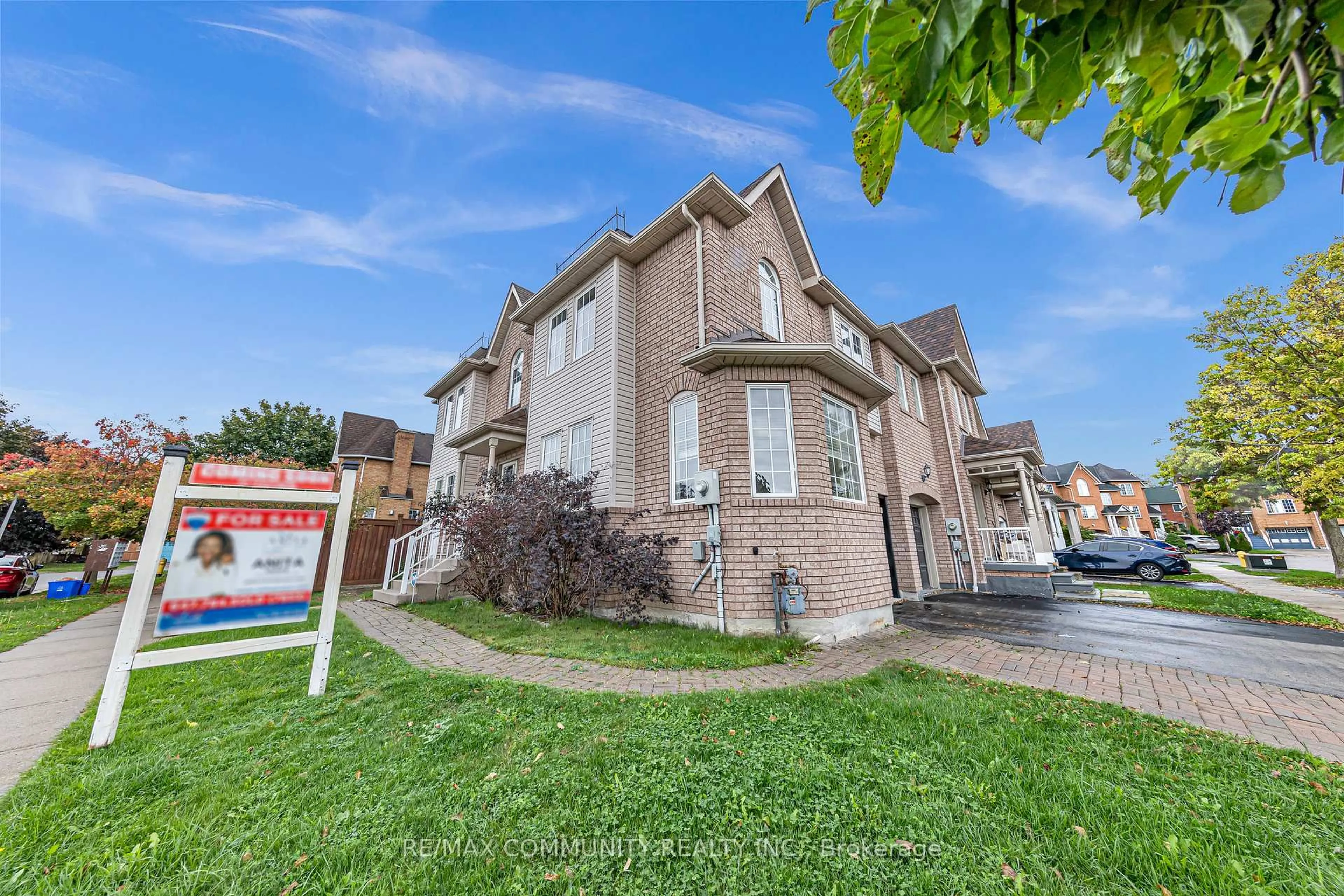 Home with brick exterior material, street for 1 Playfair Rd, Whitby Ontario L1N 9S8