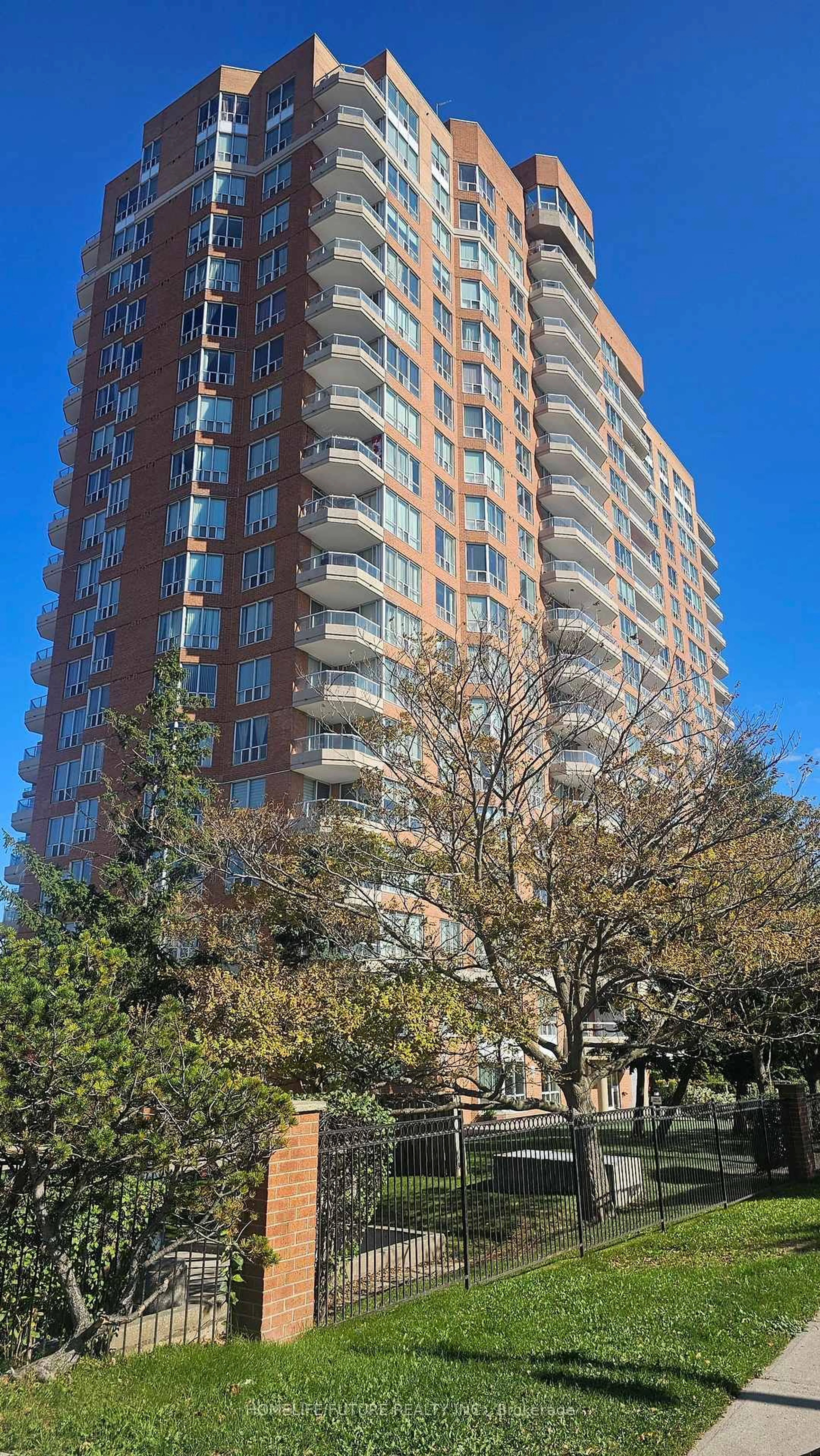 Unknown for 400 Mclevin Ave #210, Toronto Ontario M1B 5J4