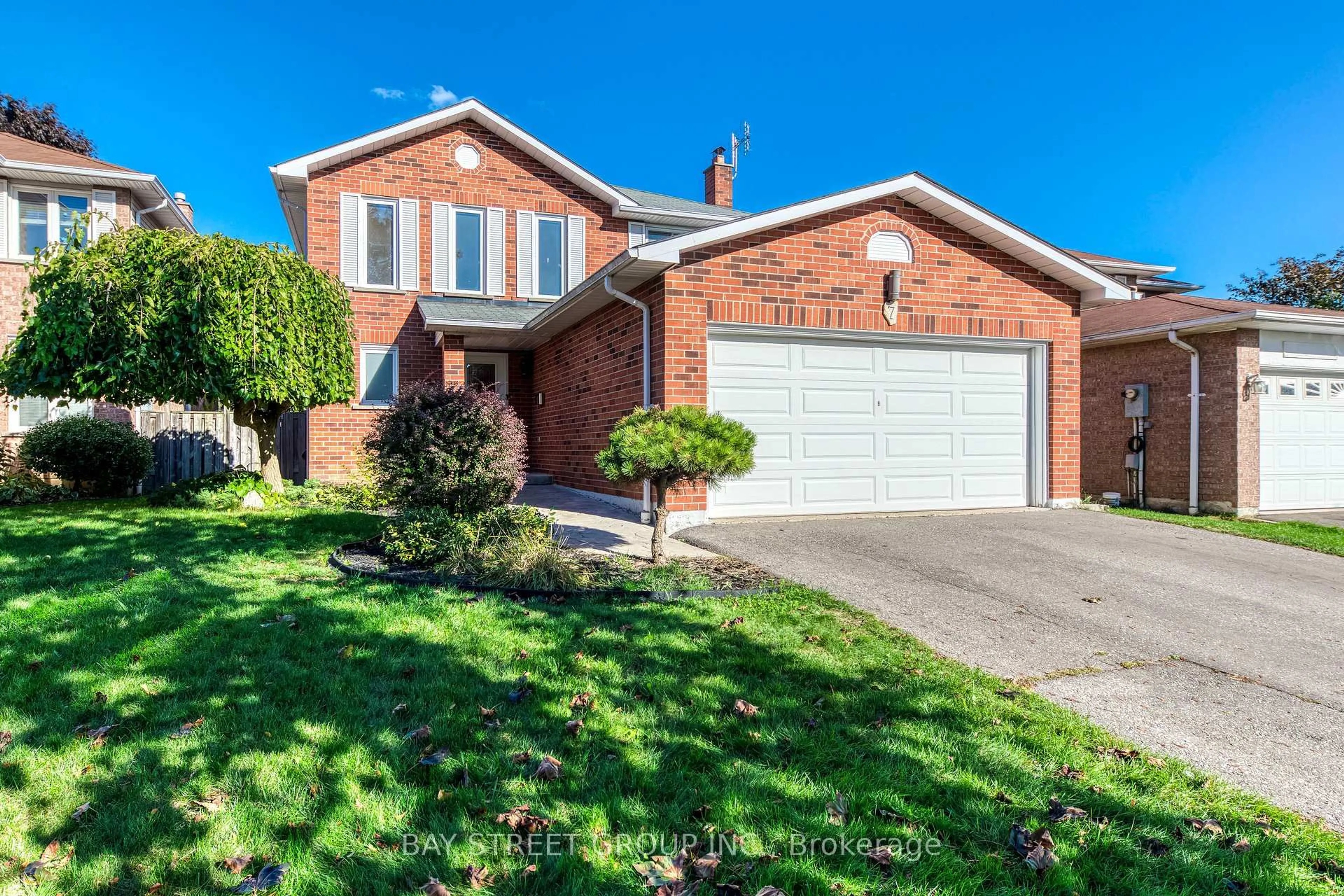 Home with brick exterior material, street for 7 Empson Crt, Ajax Ontario L1S 3Y3