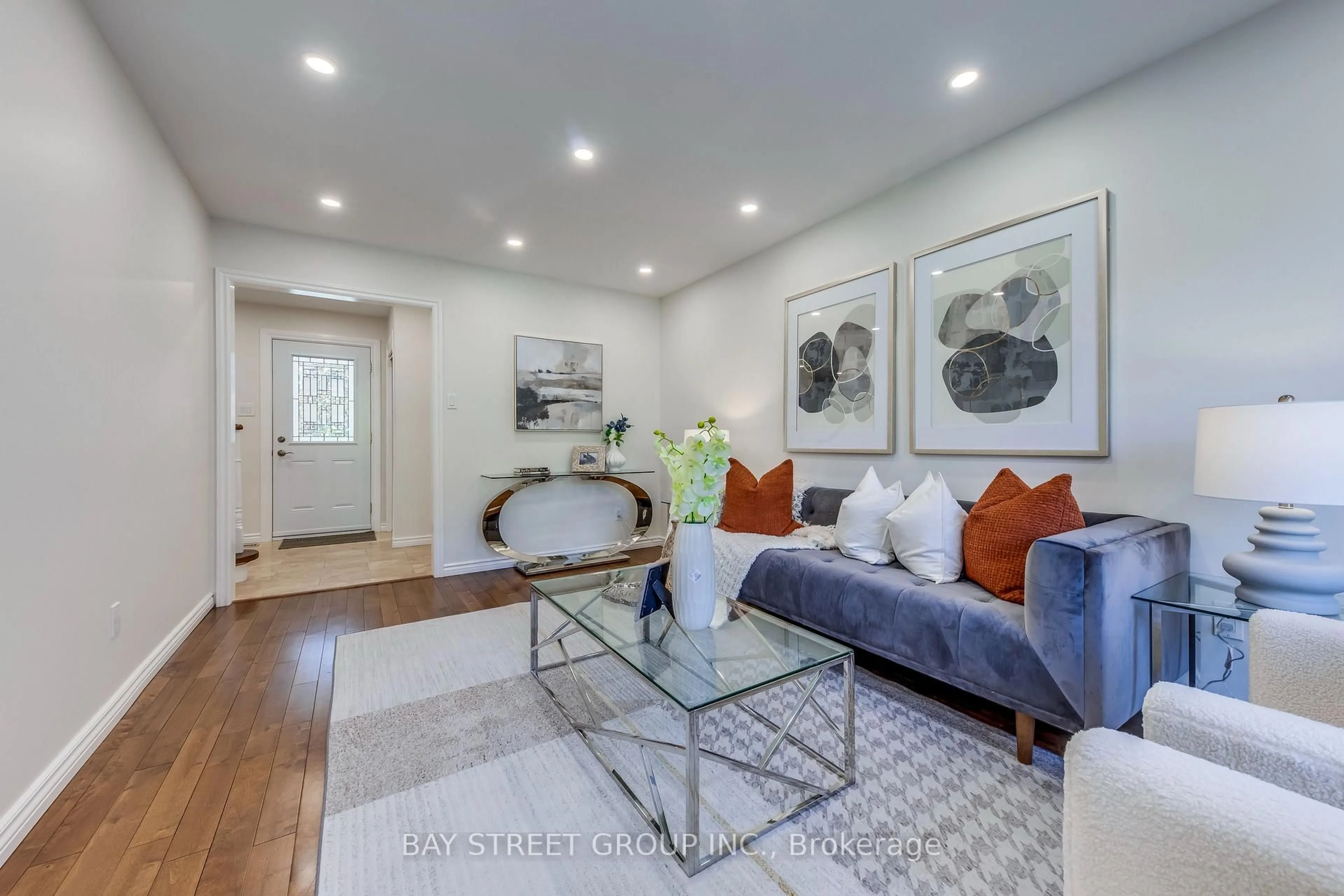 Living room with furniture, unknown for 7 Empson Crt, Ajax Ontario L1S 3Y3