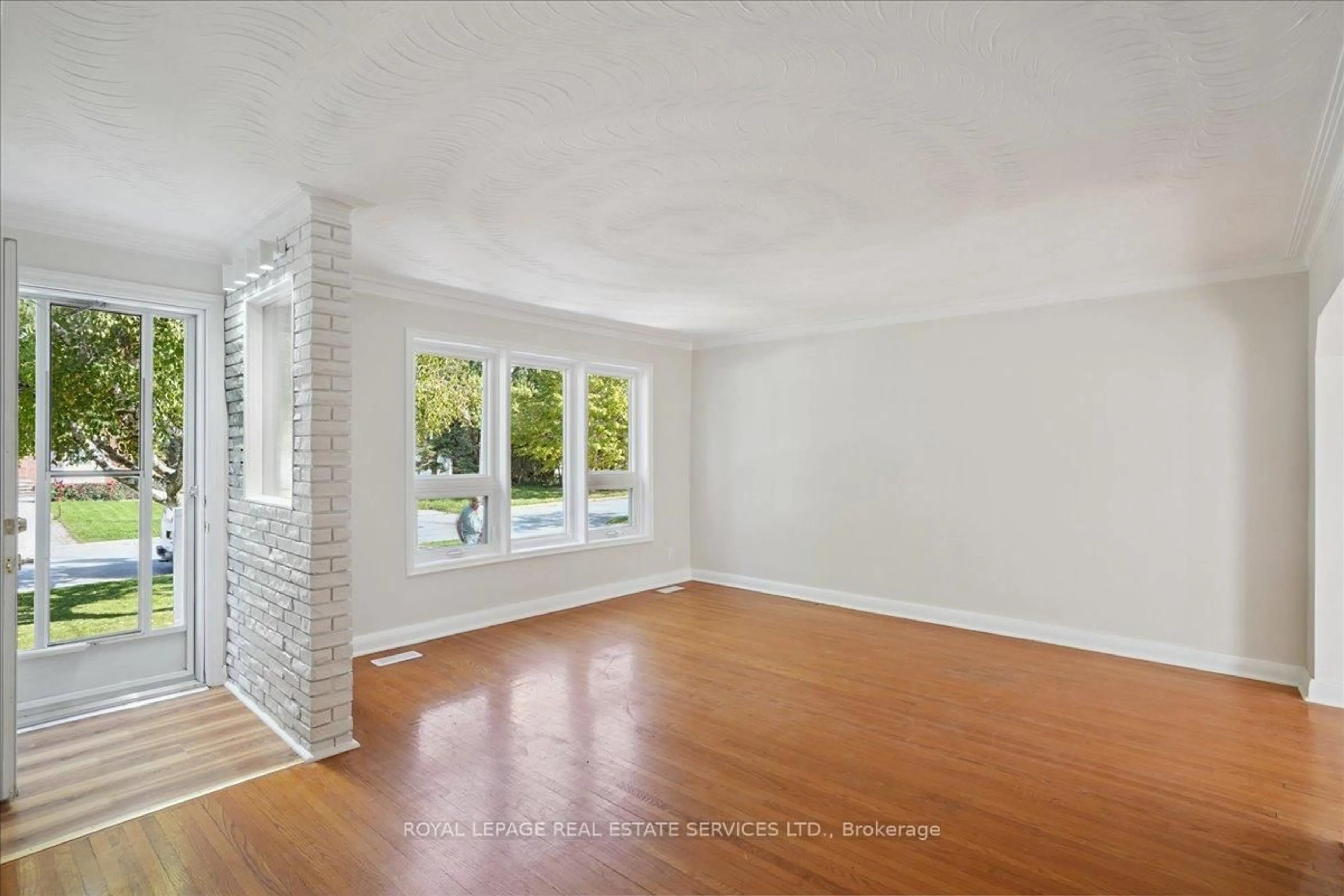 A pic of a room for 24 Fulham St, Toronto Ontario M1S 2A4