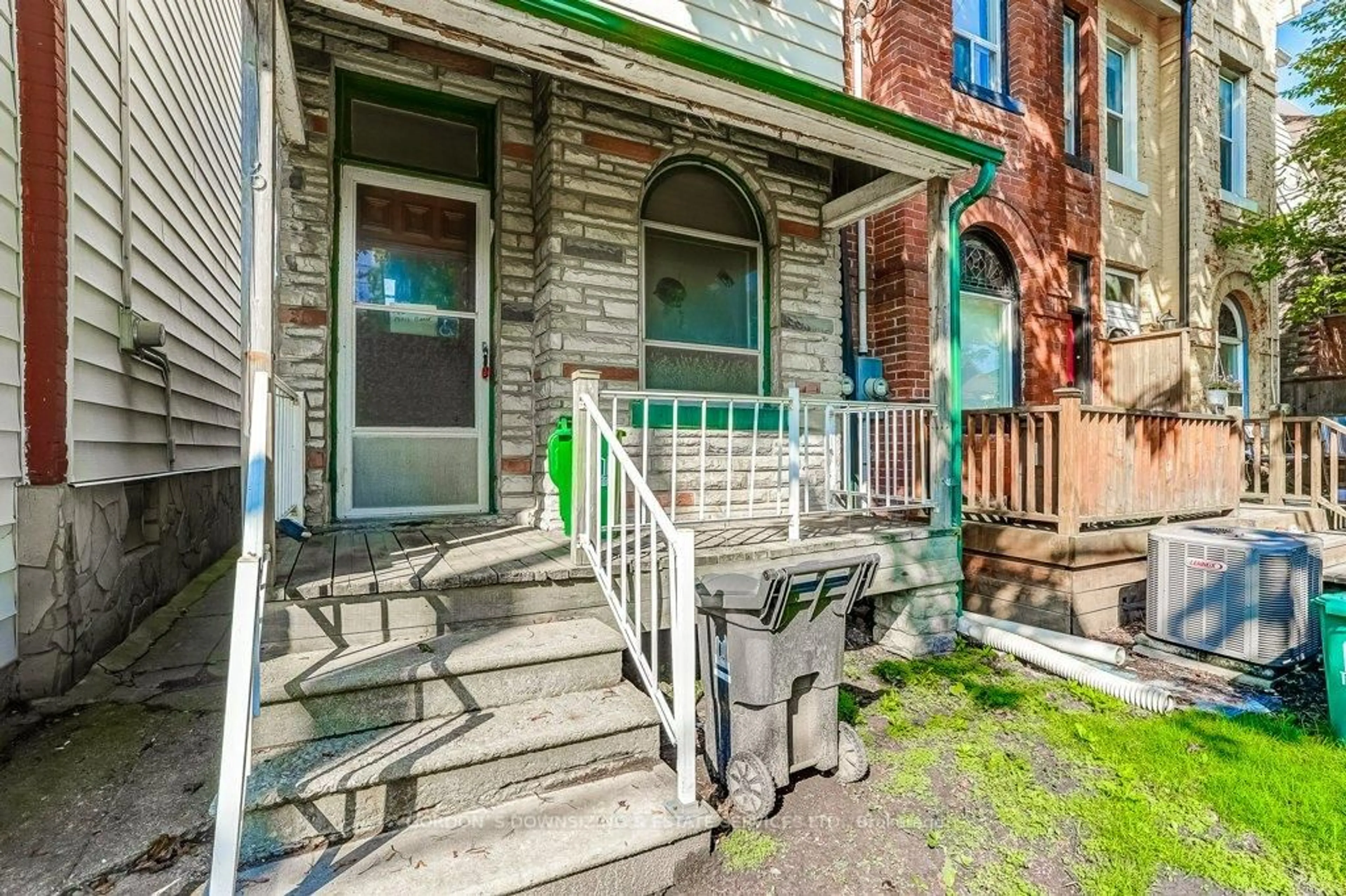 Unknown for 6 Paisley Ave, Toronto Ontario M4M 1N3