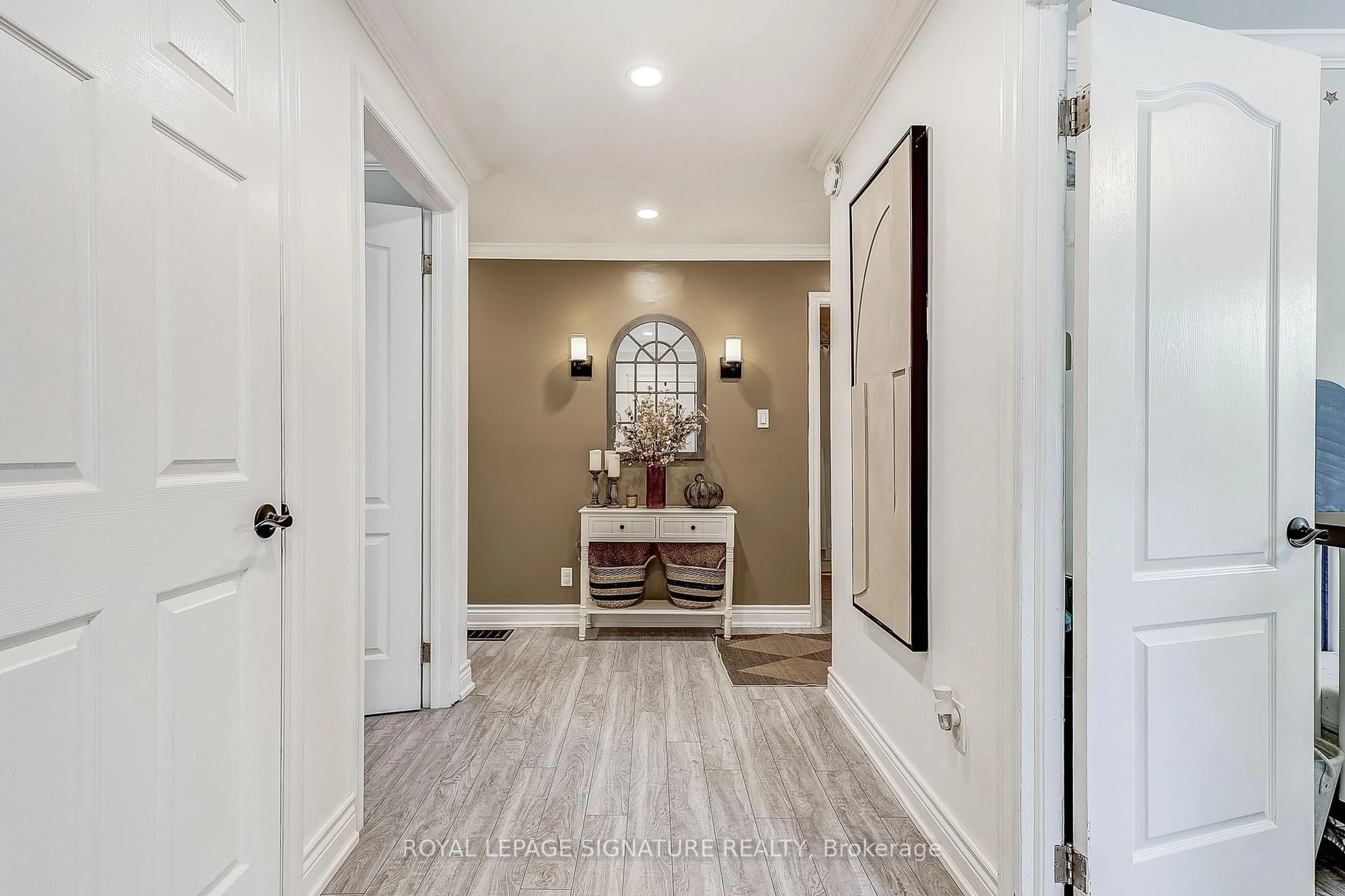 Indoor entryway for 26 George St, Ajax Ontario L1S 1S5