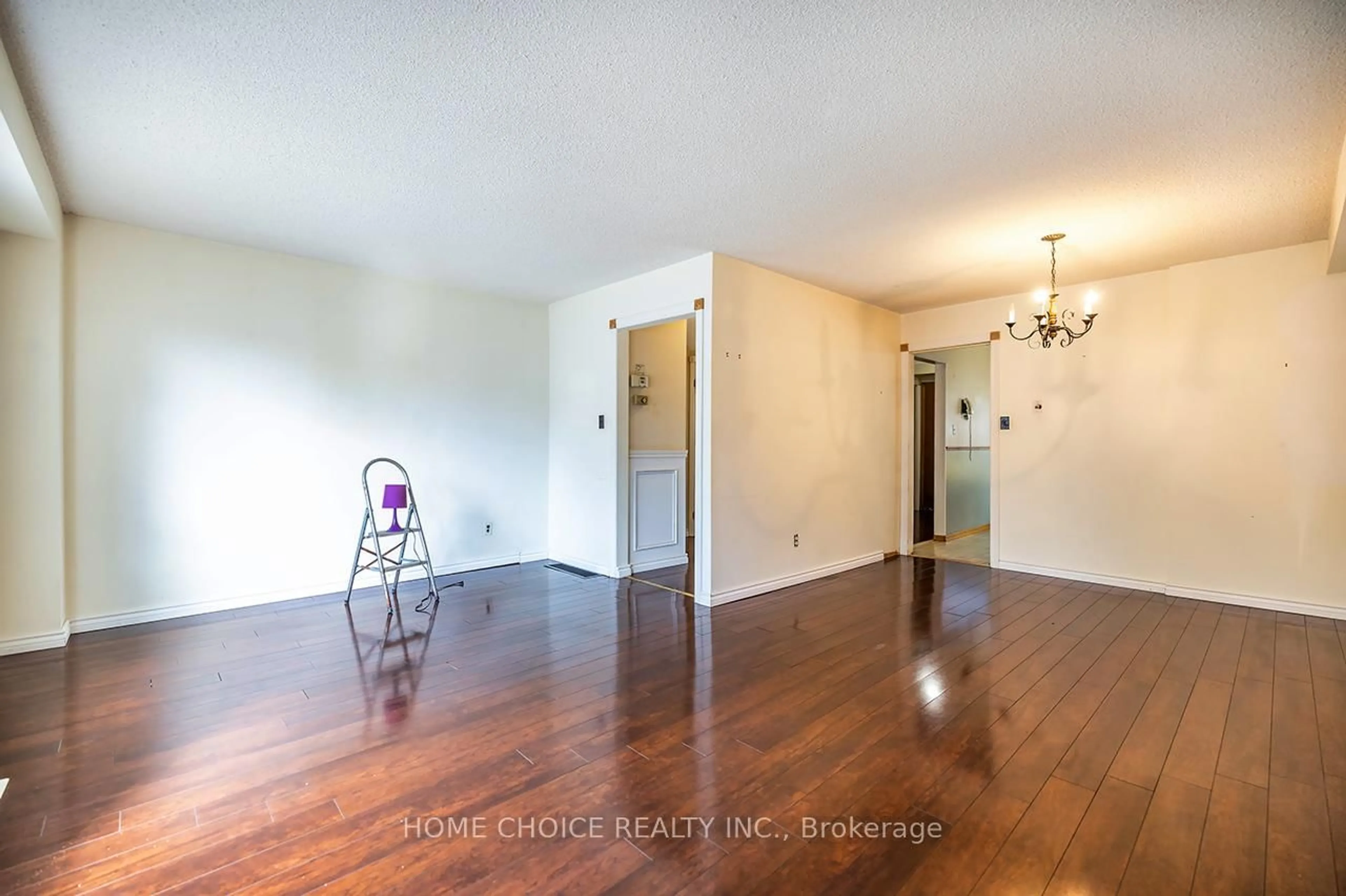 Unknown for 324 Grandview St, Oshawa Ontario L1H 7C7