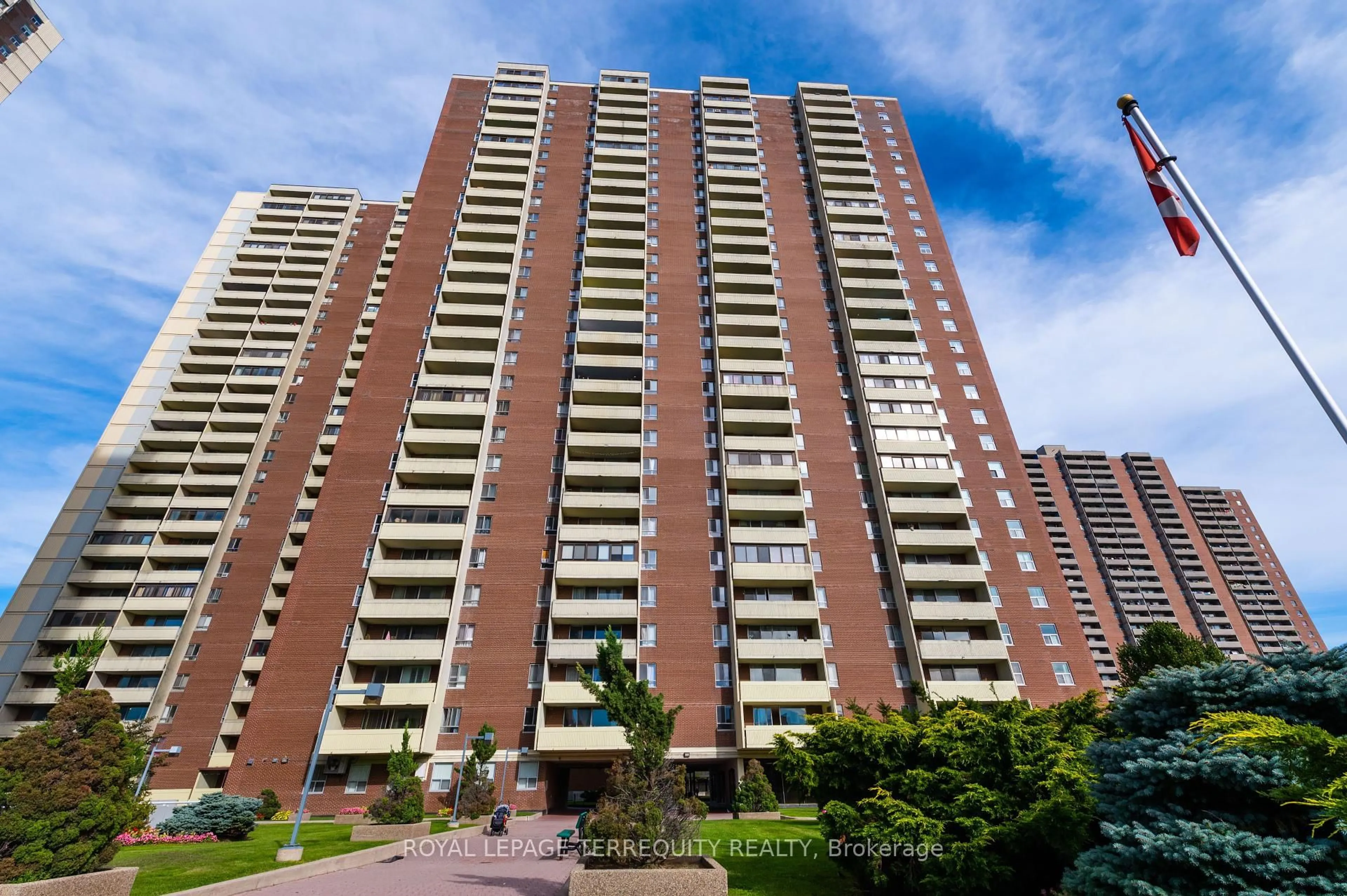 Unknown for 5 Massey Sq #2807, Toronto Ontario M4C 5L6