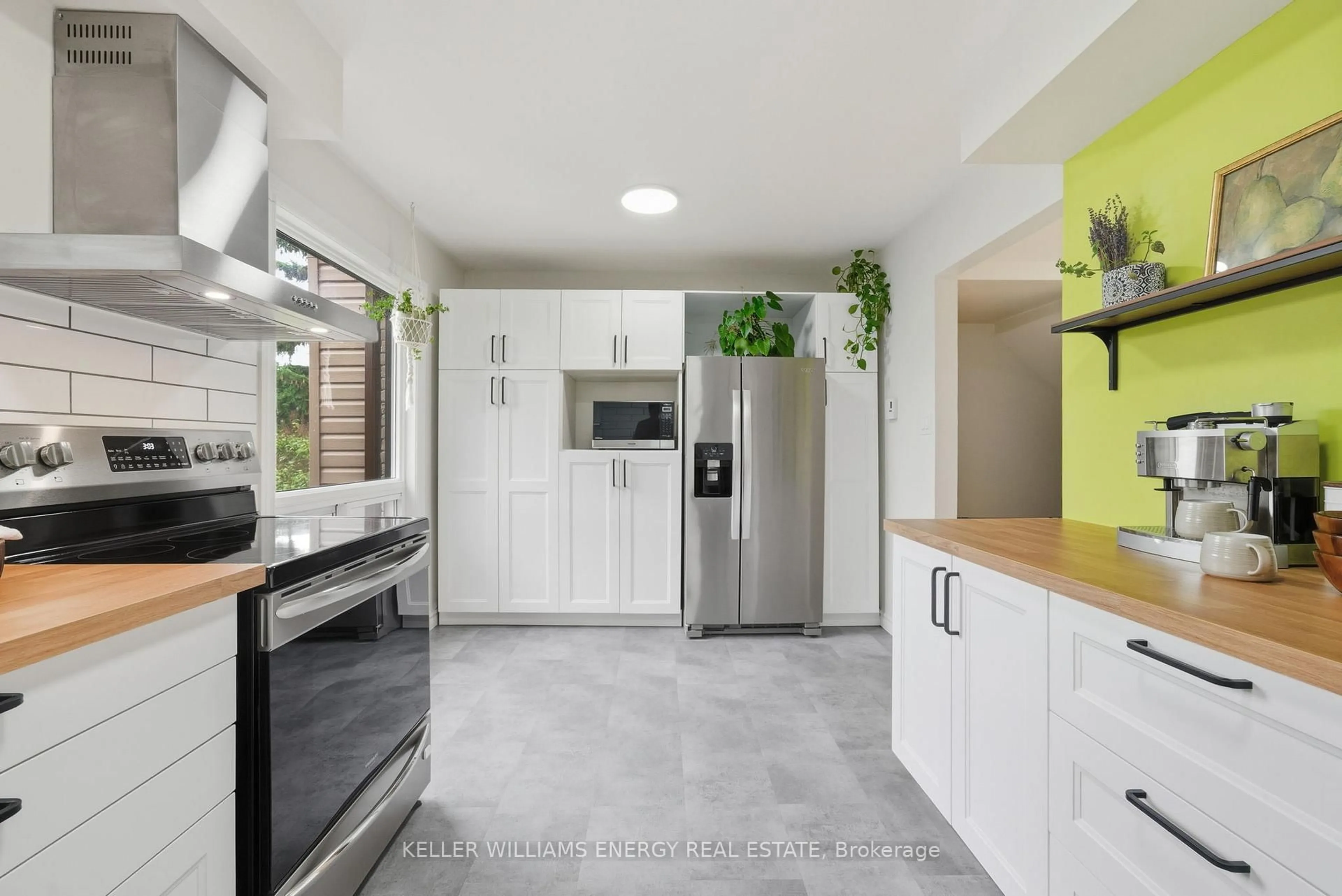 Contemporary kitchen, ceramic/tile floor for 220 Ormond Dr #W16, Oshawa Ontario L1G 6T5