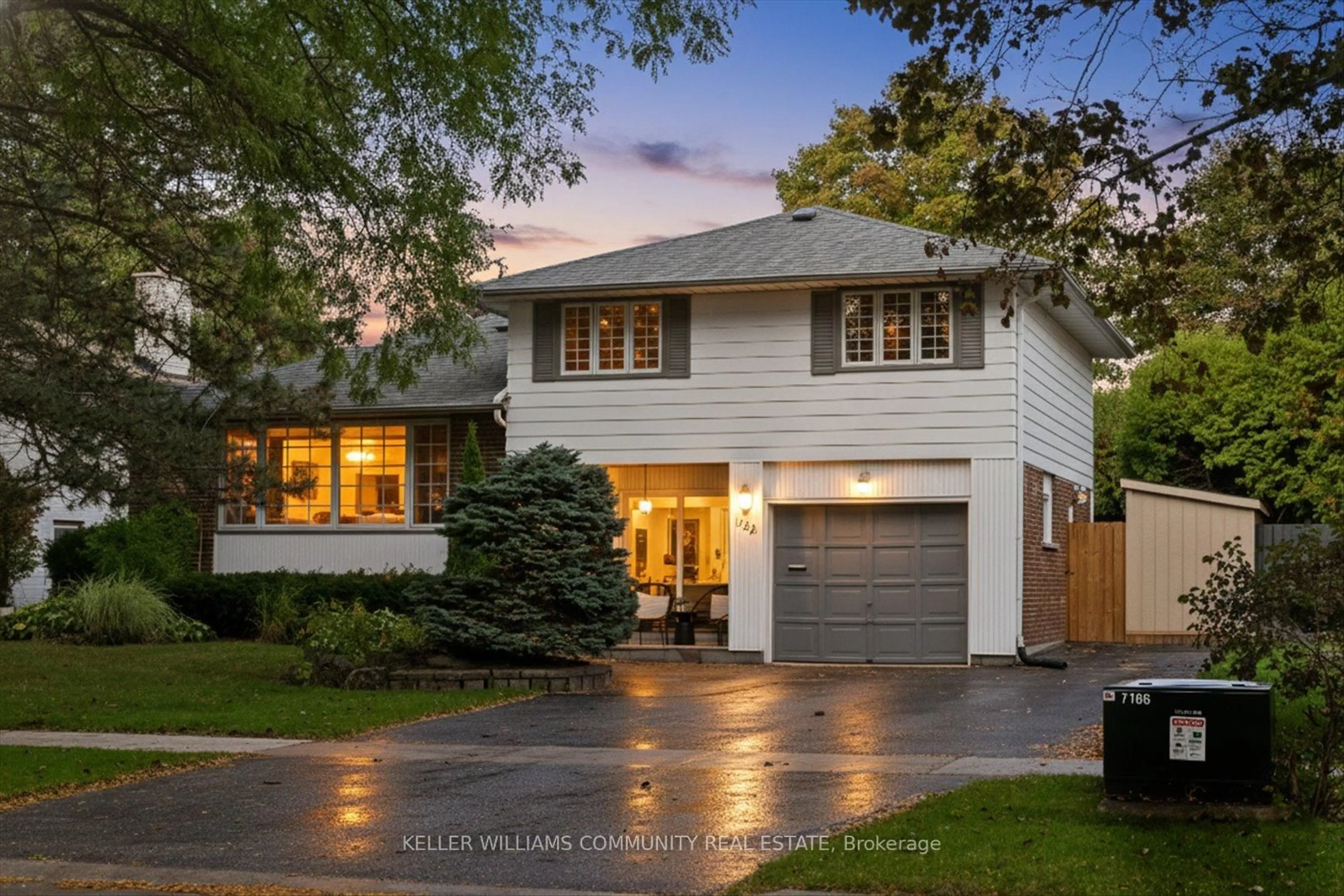 Home with brick exterior material, street for 208 Marigold Ave, Oshawa Ontario L1G 3G3
