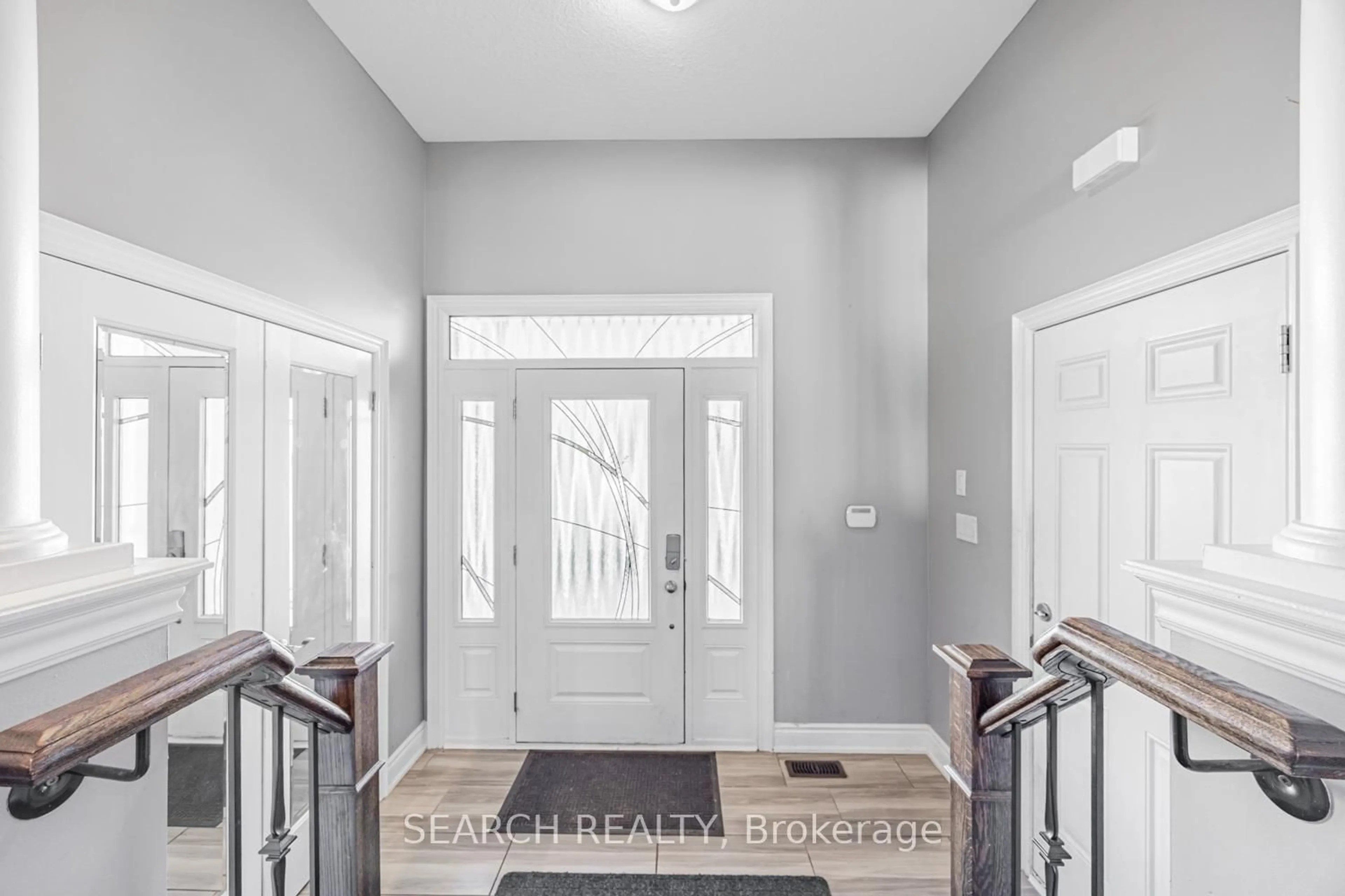 Indoor entryway for 11 Elmer Adams Dr, Clarington Ontario L1E 0G8