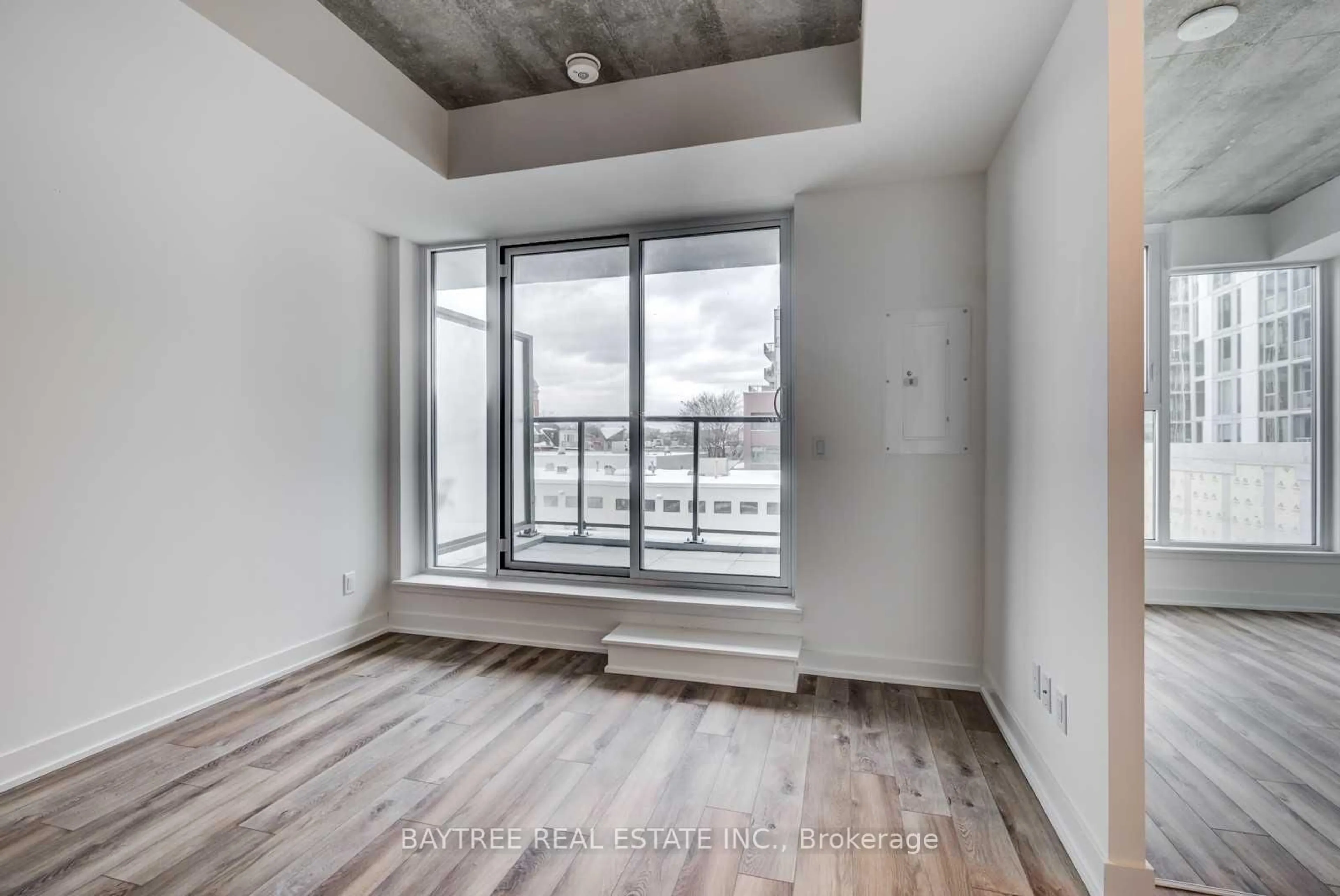 A pic of a room for 30 Baseball Pl #404, Toronto Ontario M4M 0E8