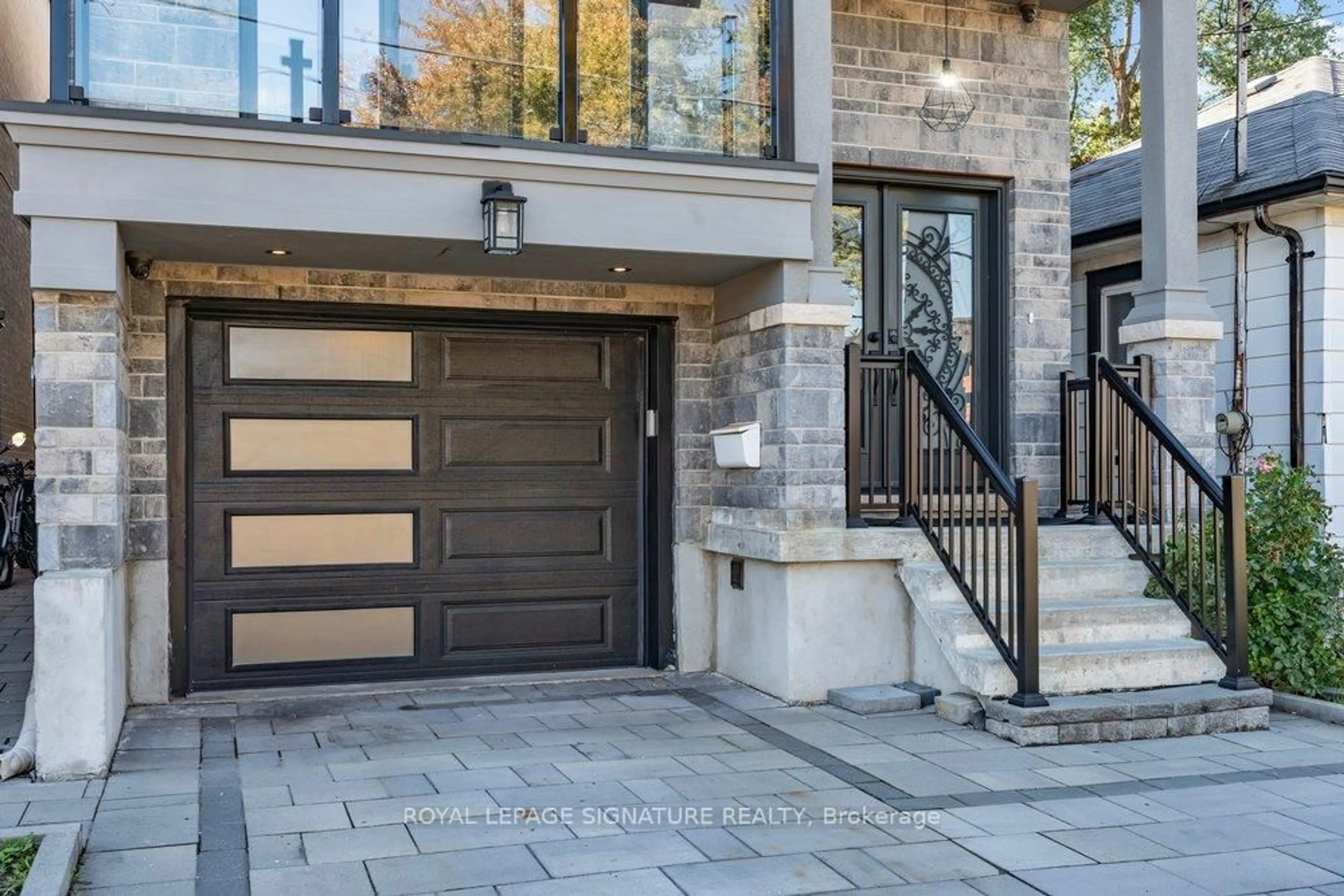 Unknown for 444 Pharmacy Ave, Toronto Ontario M1L 3G6