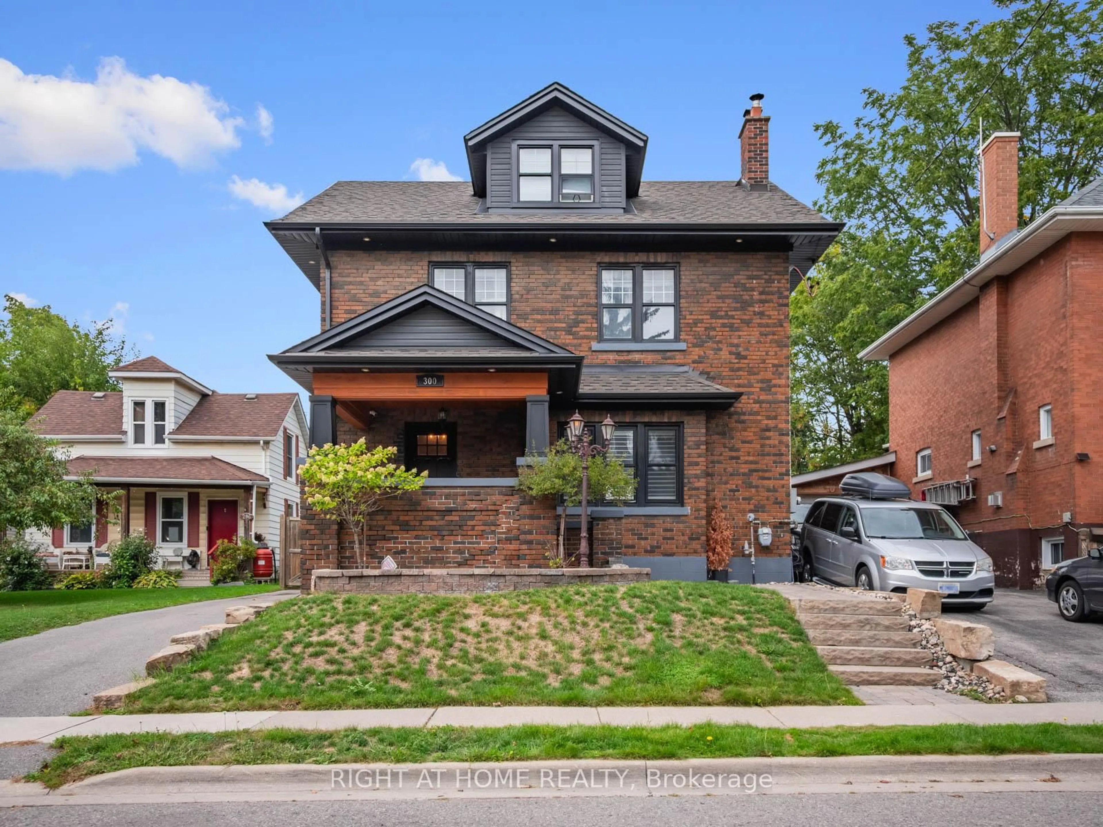 Home with brick exterior material, street for 300 William St, Oshawa Ontario L1G 1K8