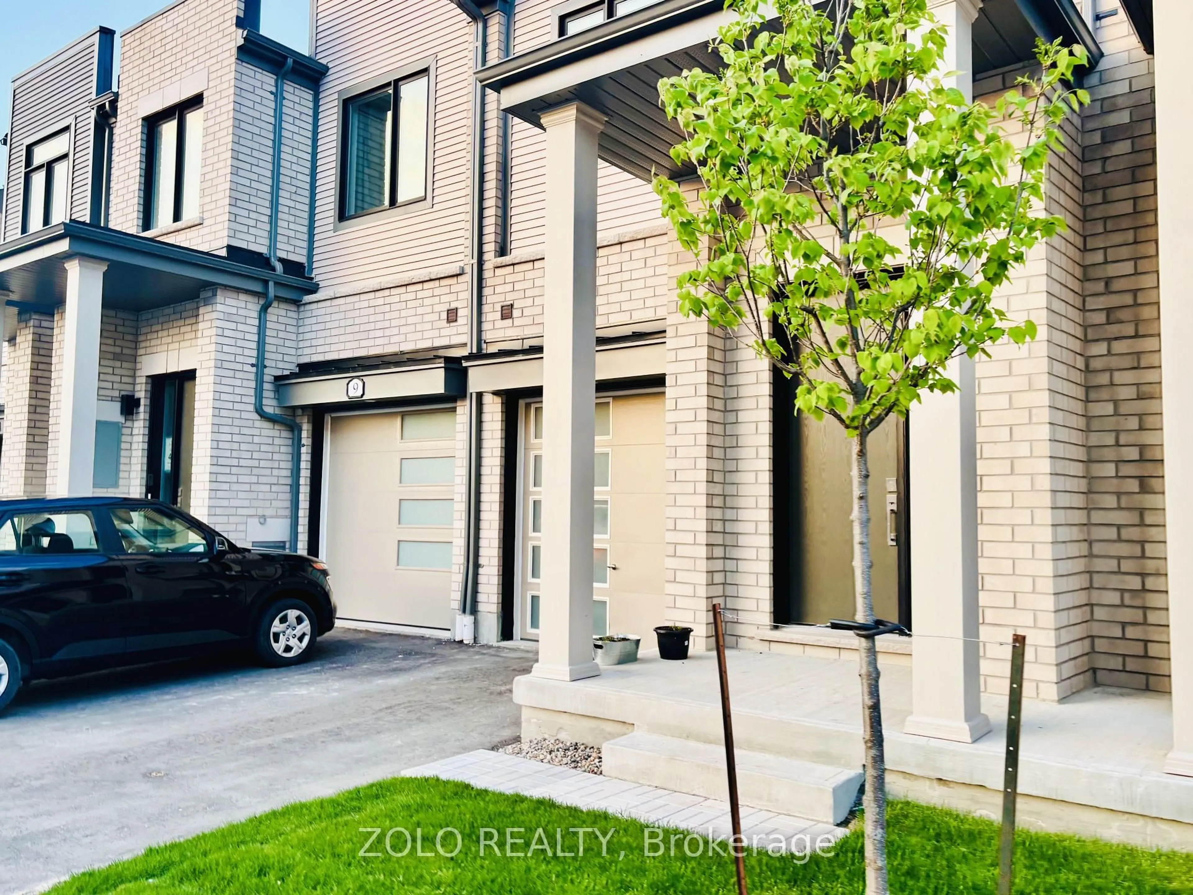 Home with brick exterior material, street for 7 Sorbara Way, Whitby Ontario L1M 0M4