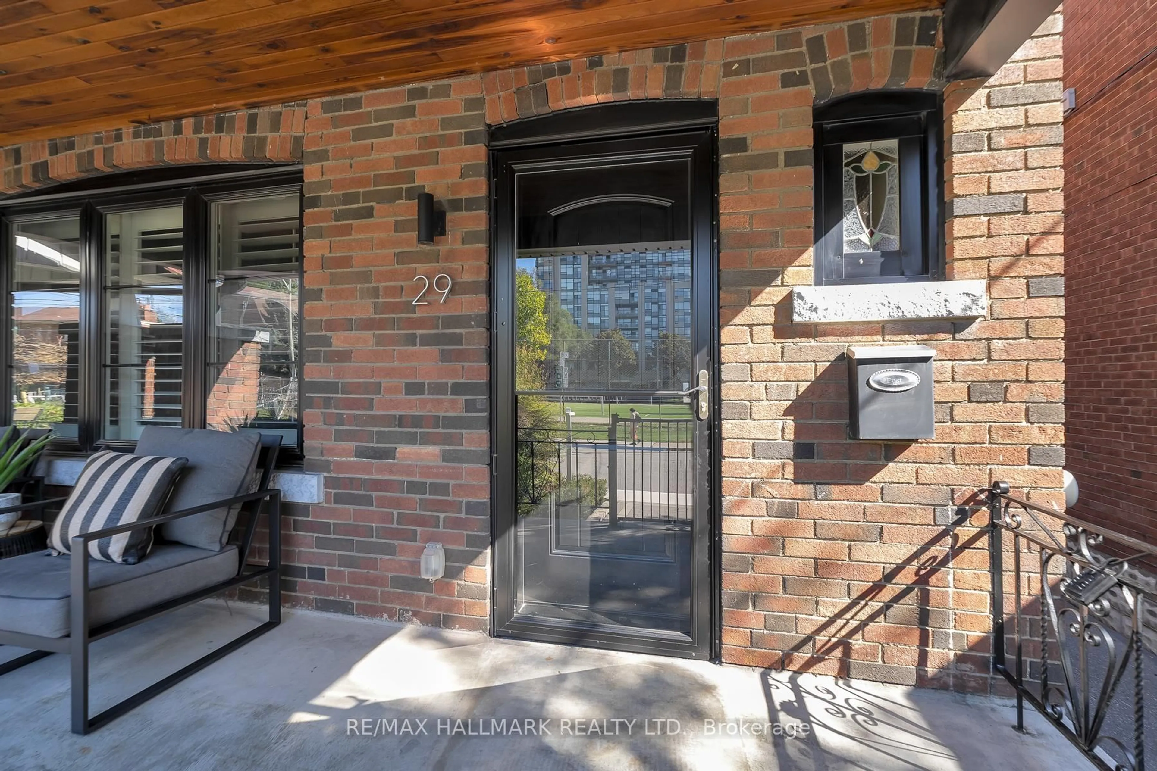 Indoor entryway for 29 Lesmount Ave, Toronto Ontario M4J 3V5