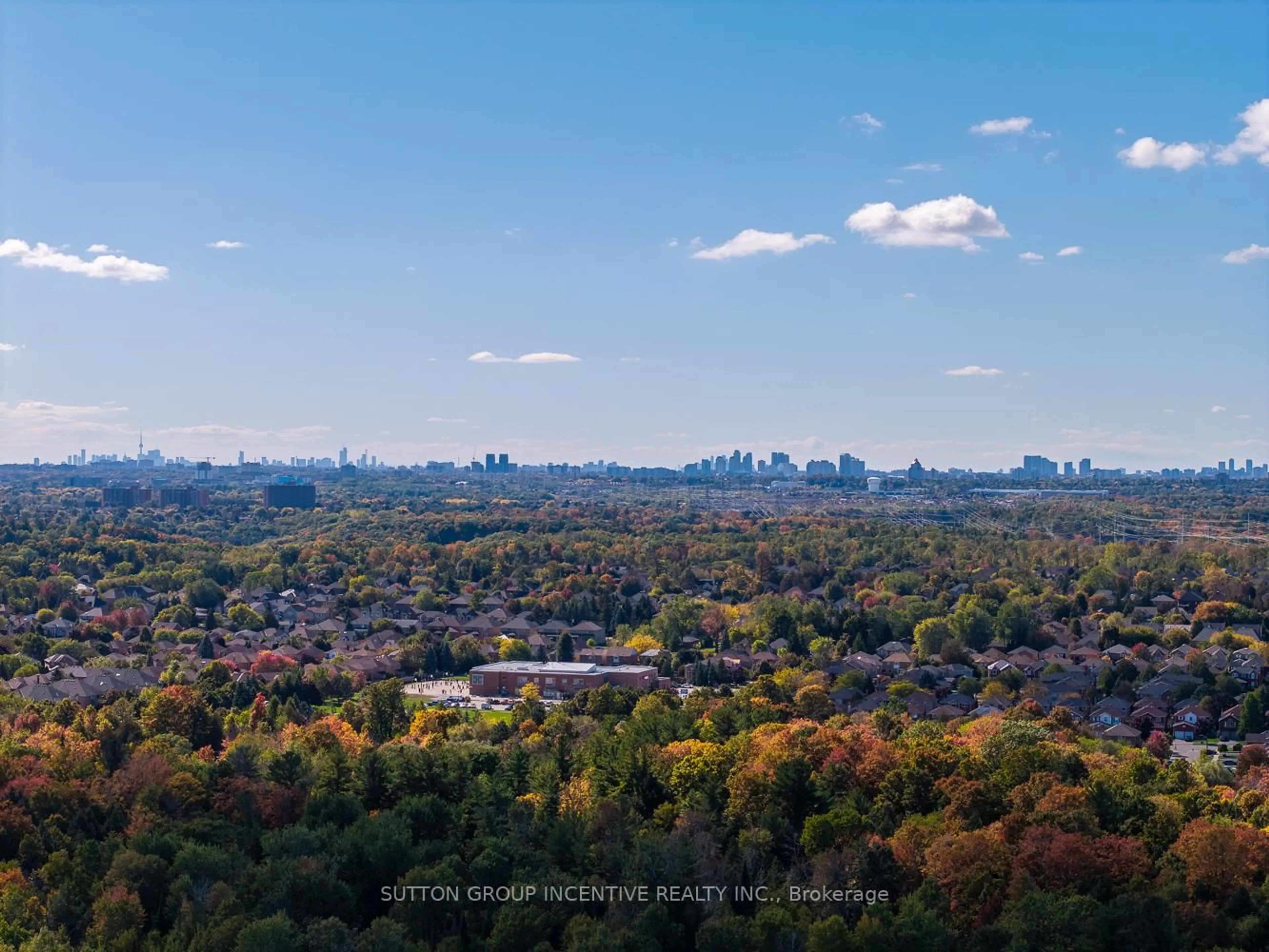 A pic from outside/outdoor area/front of a property/back of a property/a pic from drone, forest/trees view for 432 Woodsmere Cres, Pickering Ontario L1V 7A4