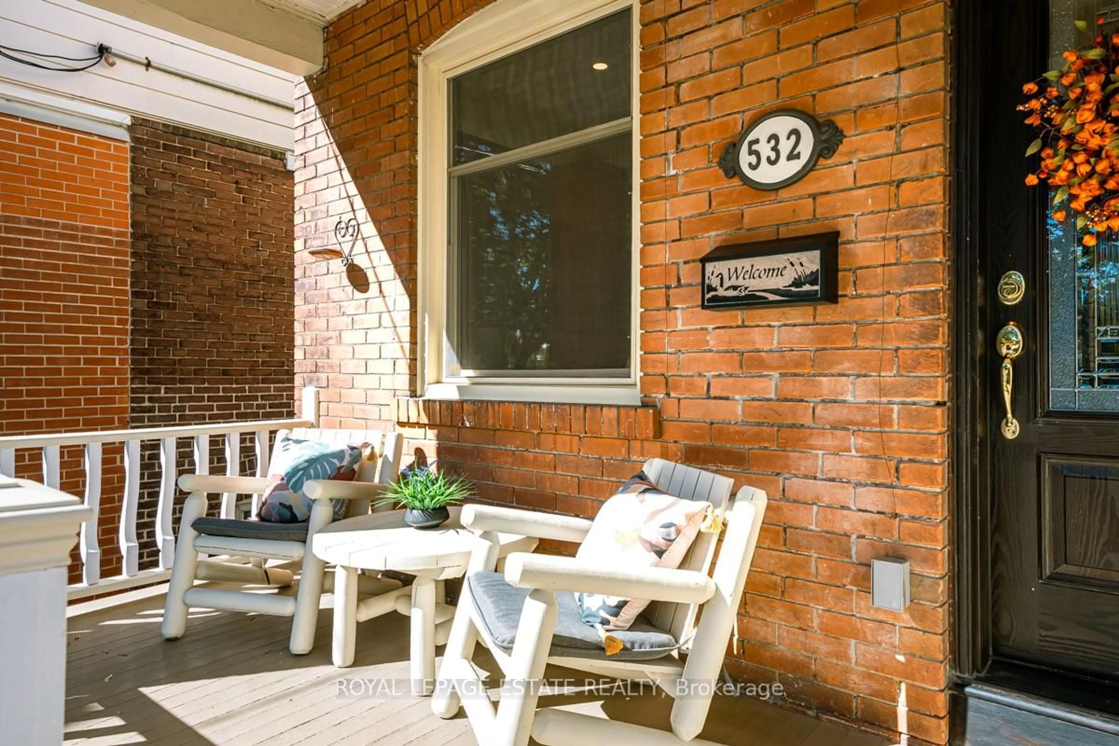 Patio, street for 532 Glebeholme Blvd, Toronto Ontario M4C 1V4