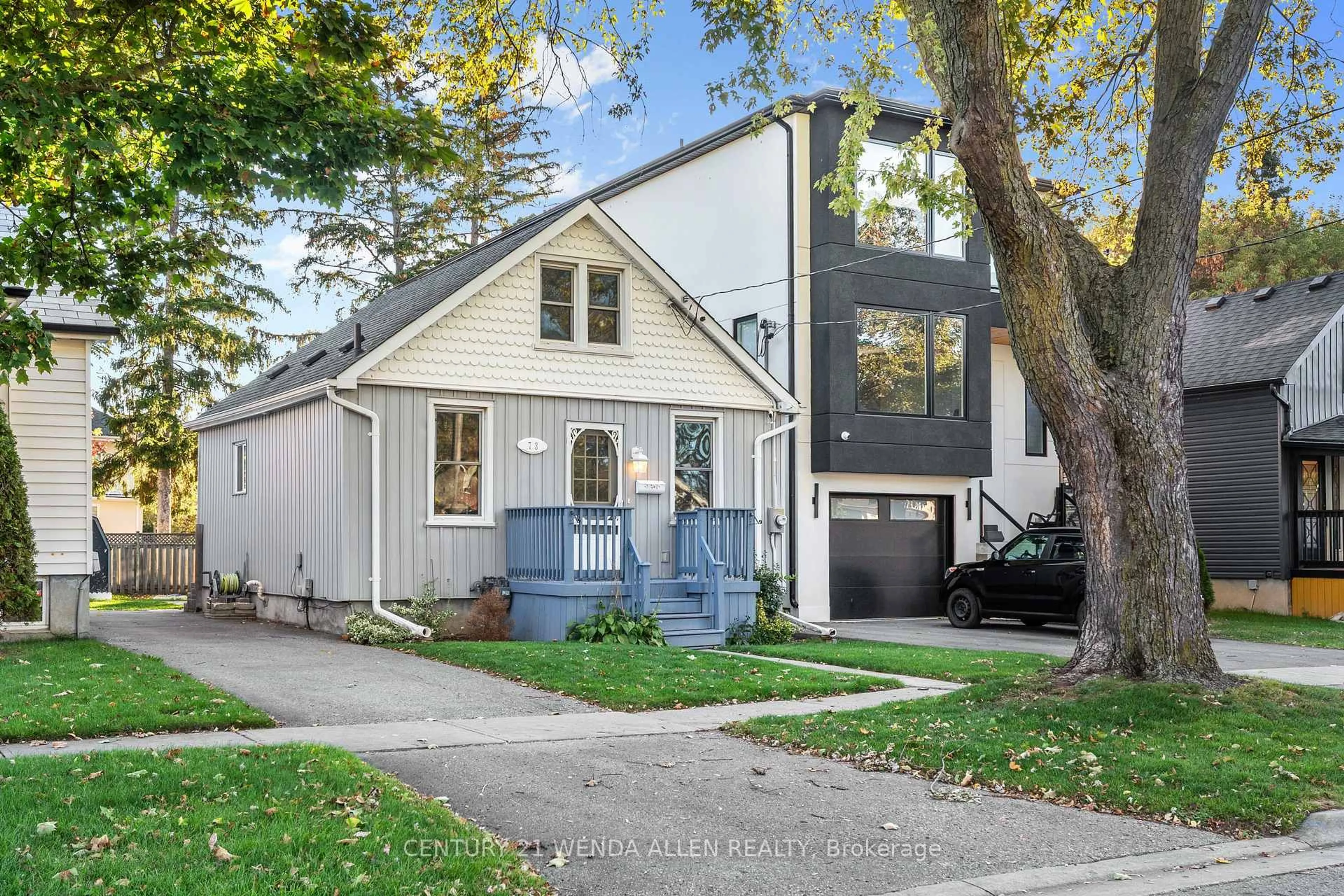 Home with vinyl exterior material, street for 73 Montrave Ave, Oshawa Ontario L1J 4R6