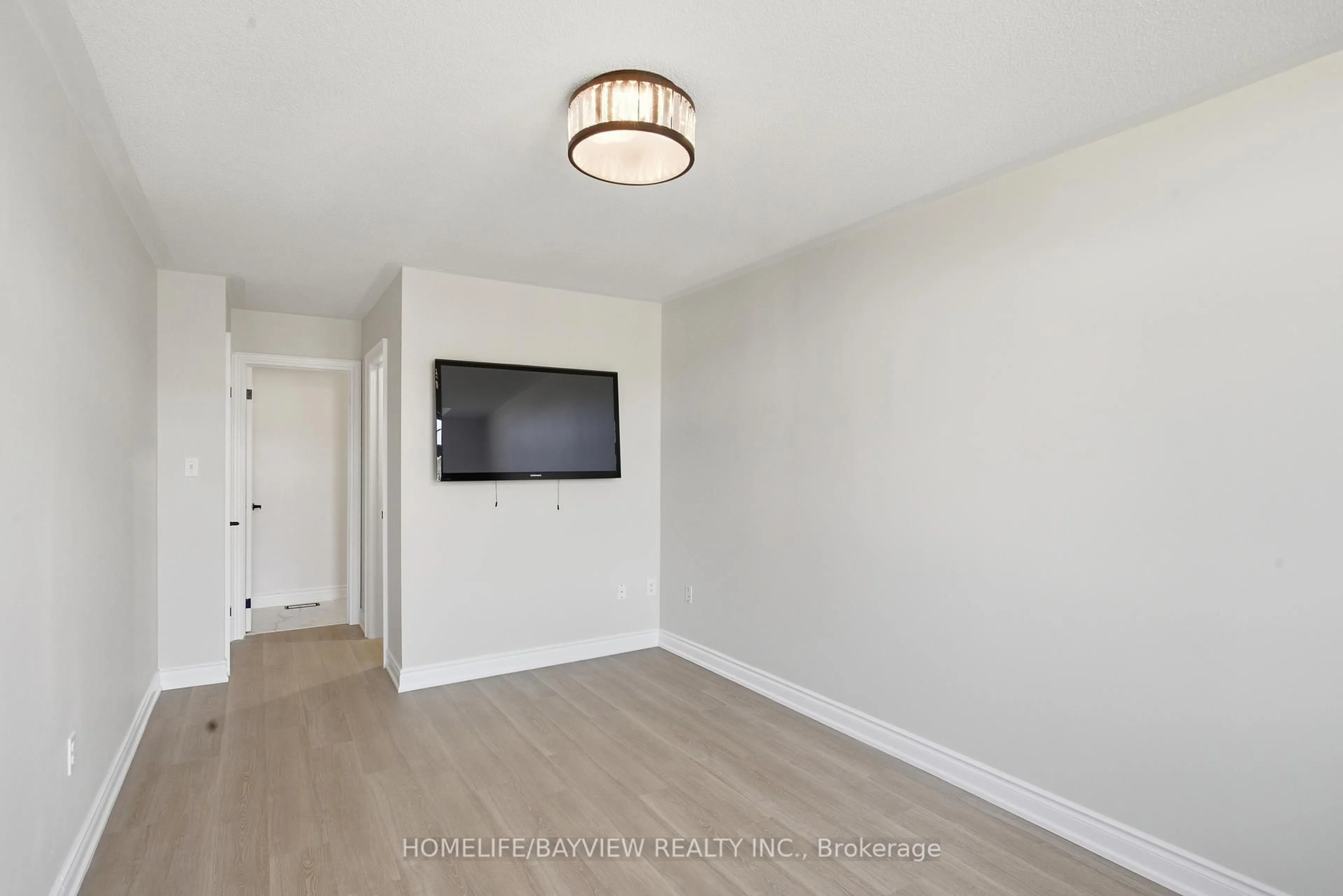 A pic of a room for 41 Linnell St, Ajax Ontario L1Z 0K8