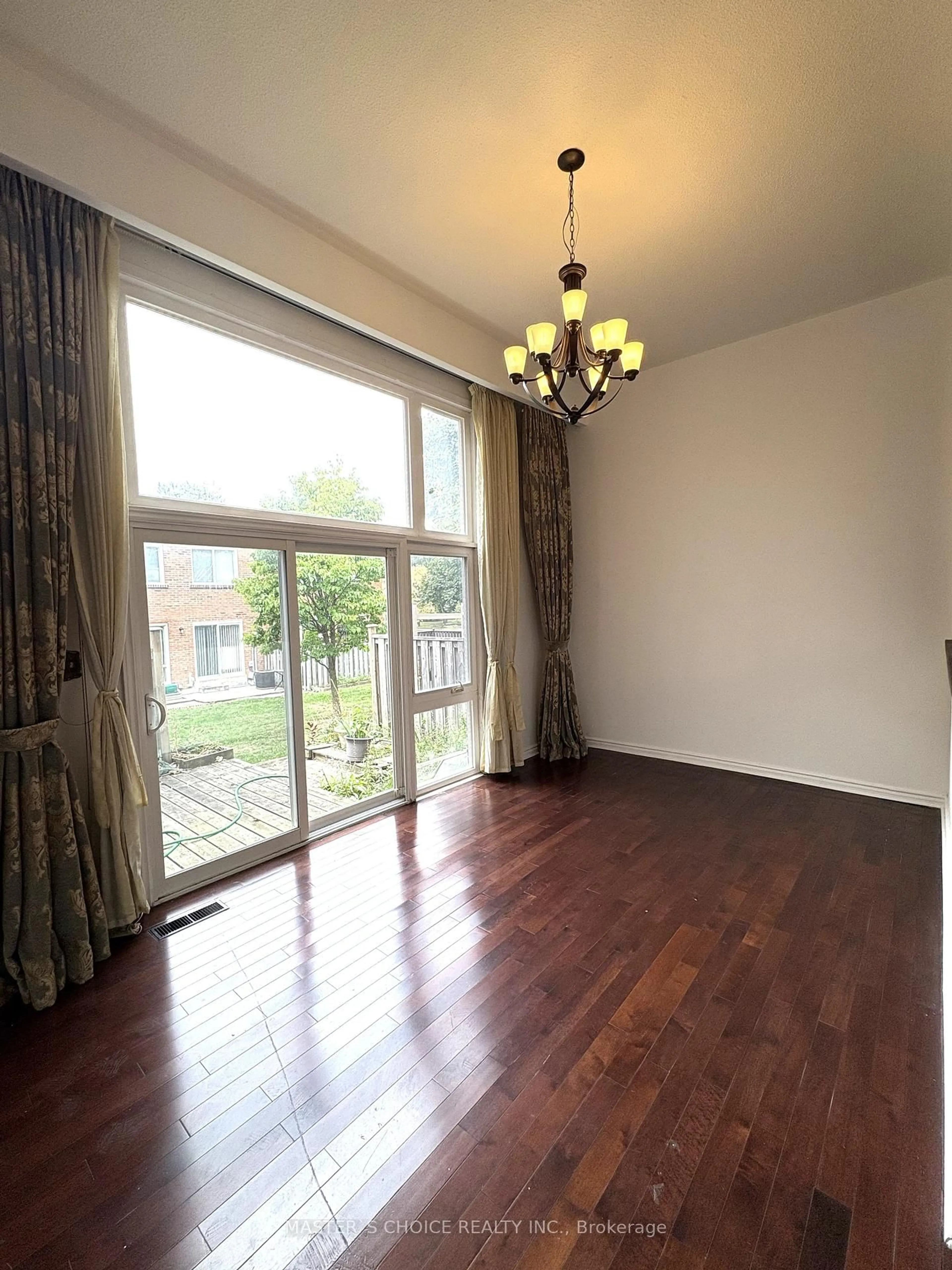 A pic of a room for 166 Collingsbrook Blvd, Toronto Ontario M1W 1M7