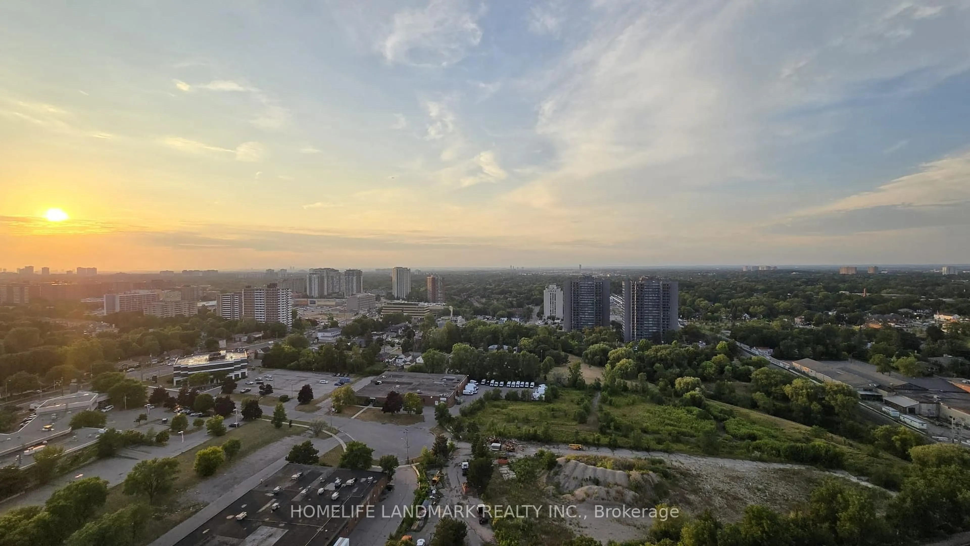 A pic from outside/outdoor area/front of a property/back of a property/a pic from drone, city buildings view from balcony for 275 Village Green Sq #2618, Toronto Ontario M1S 0L8