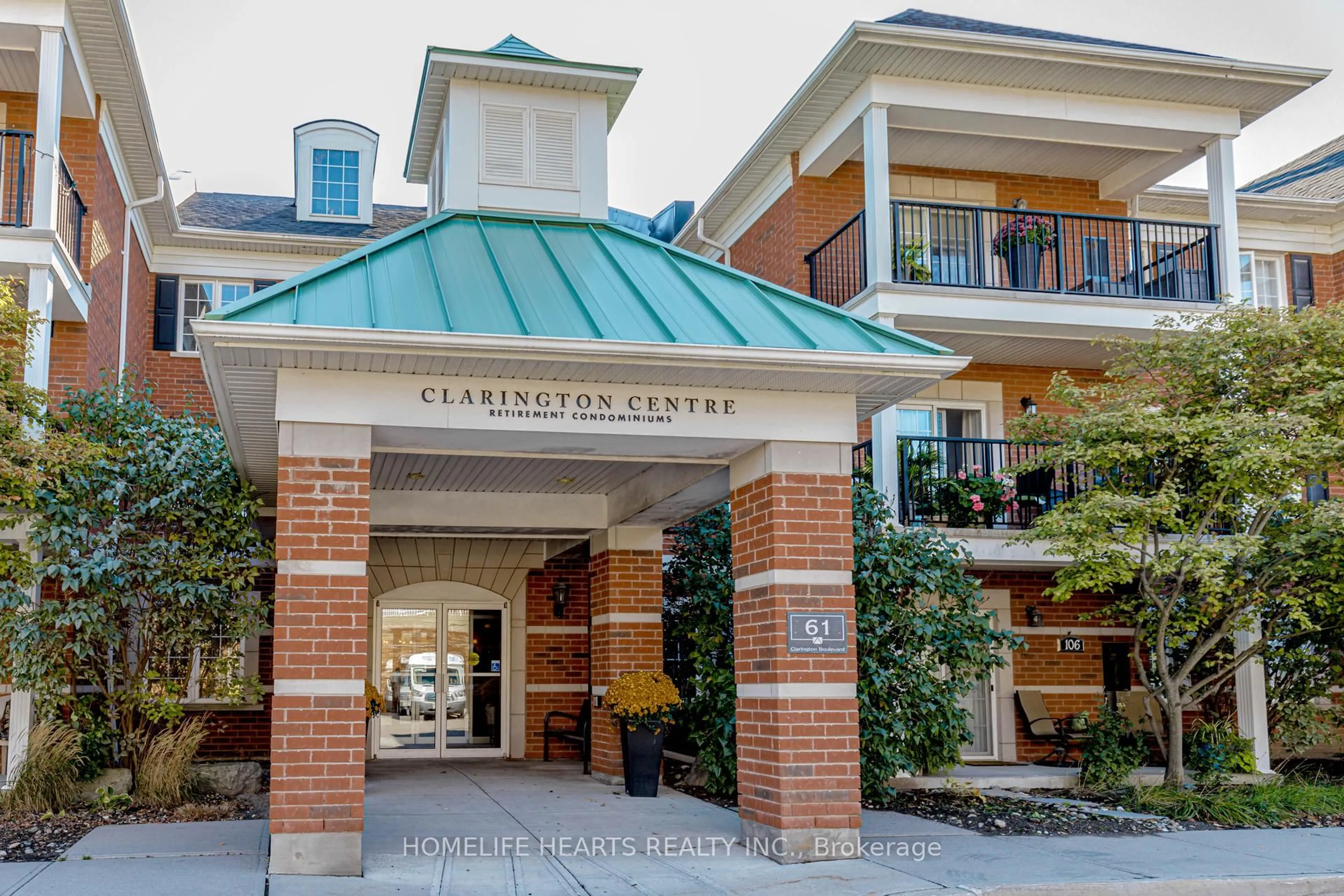 Indoor foyer for 61 Clarington Blvd #315, Clarington Ontario L1C 0A1