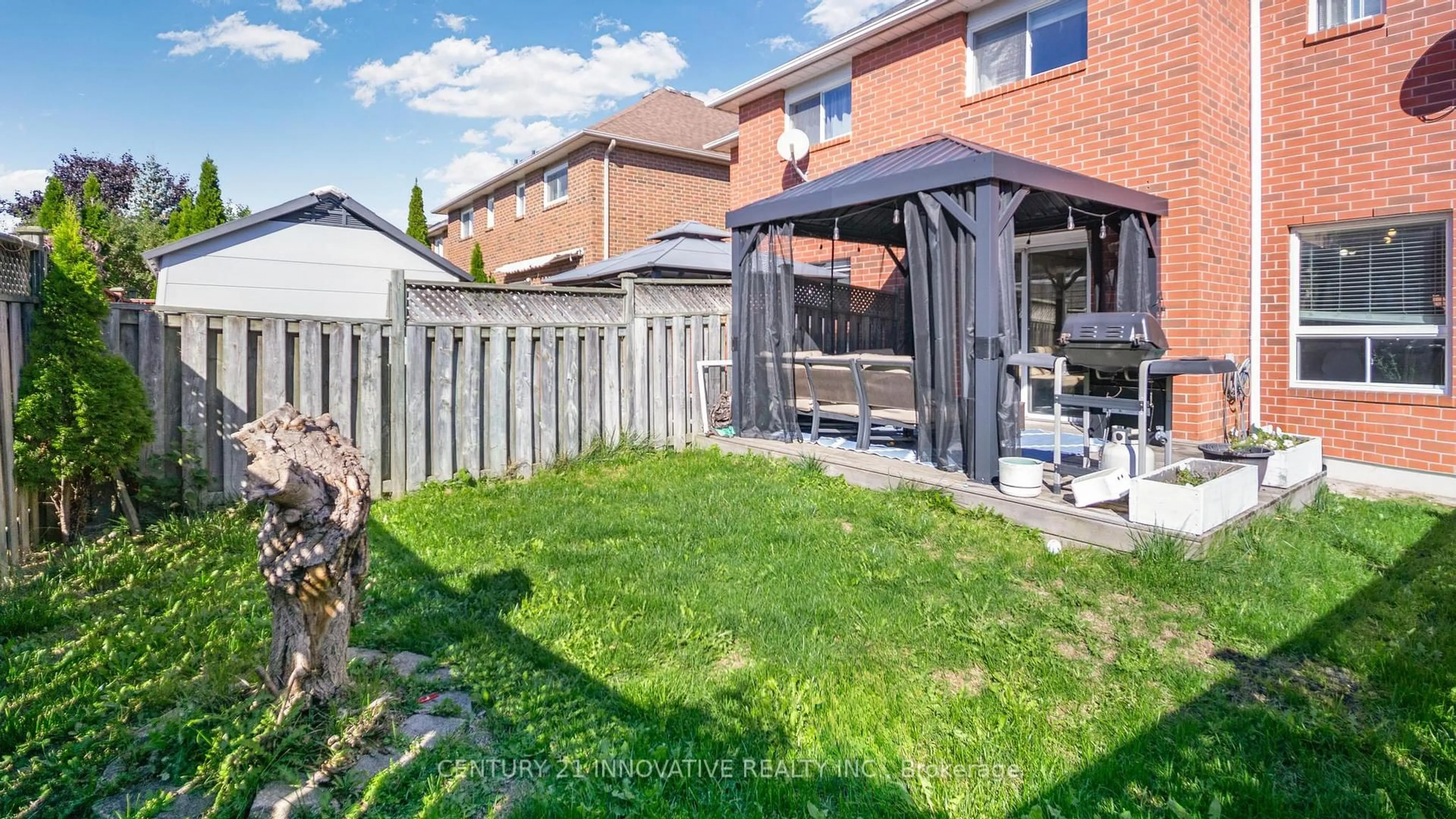 Patio, street for 1730 Silver Maple Dr, Pickering Ontario L1V 6X9