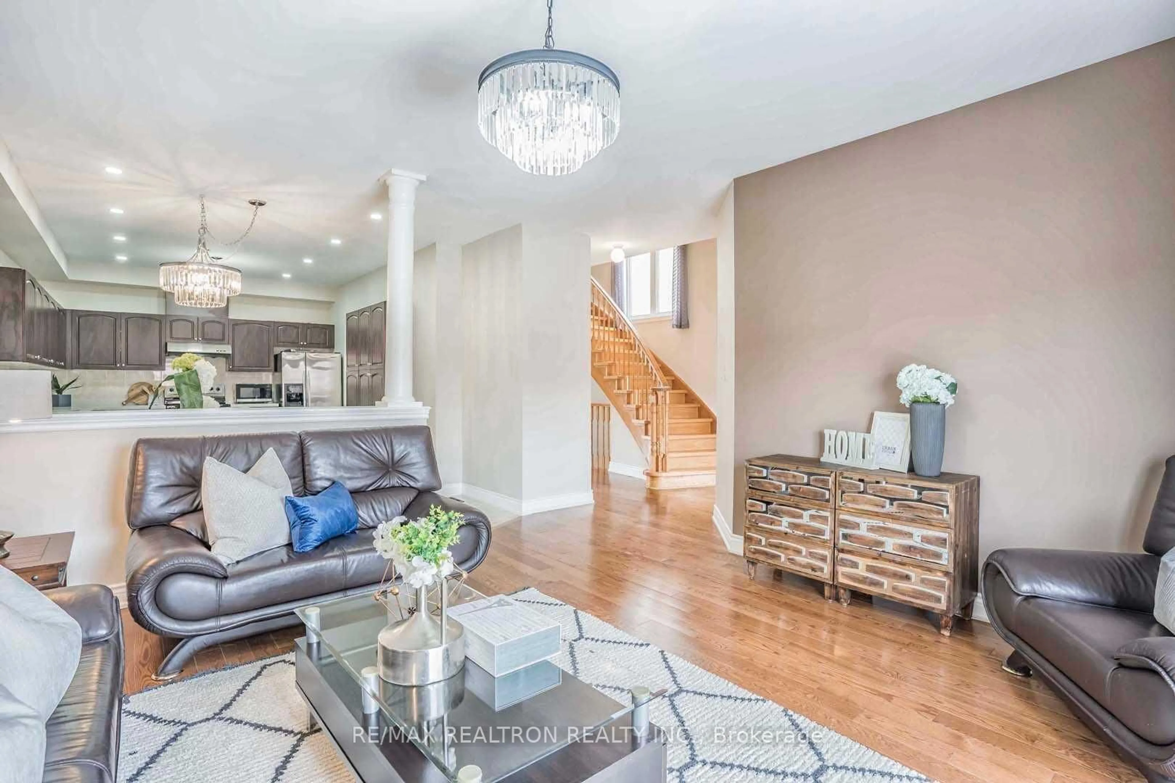Living room with furniture, unknown for 32 Tom Wells Cres, Toronto Ontario M1V 0A4