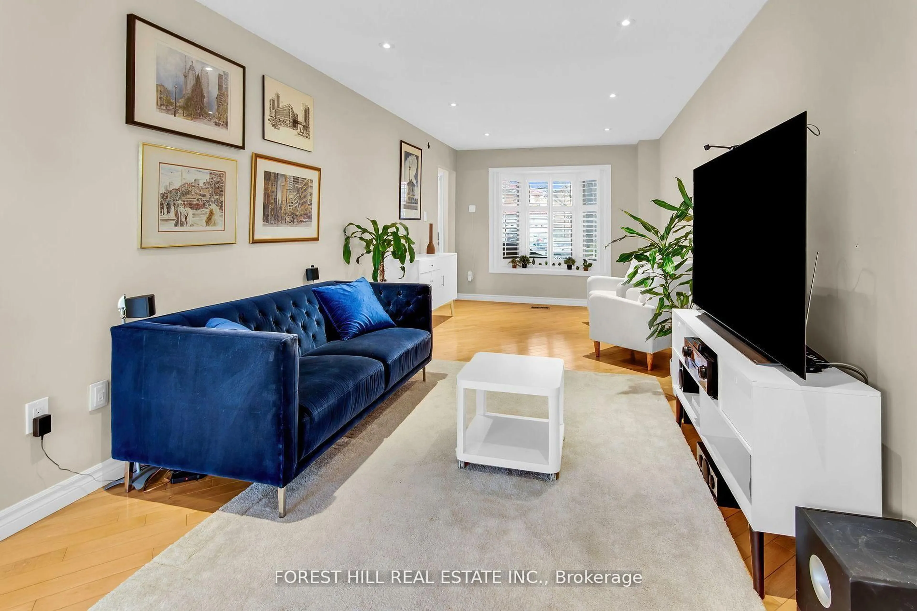 Living room with furniture, unknown for 23 Tarsus Cres, Toronto Ontario M1C 3W6