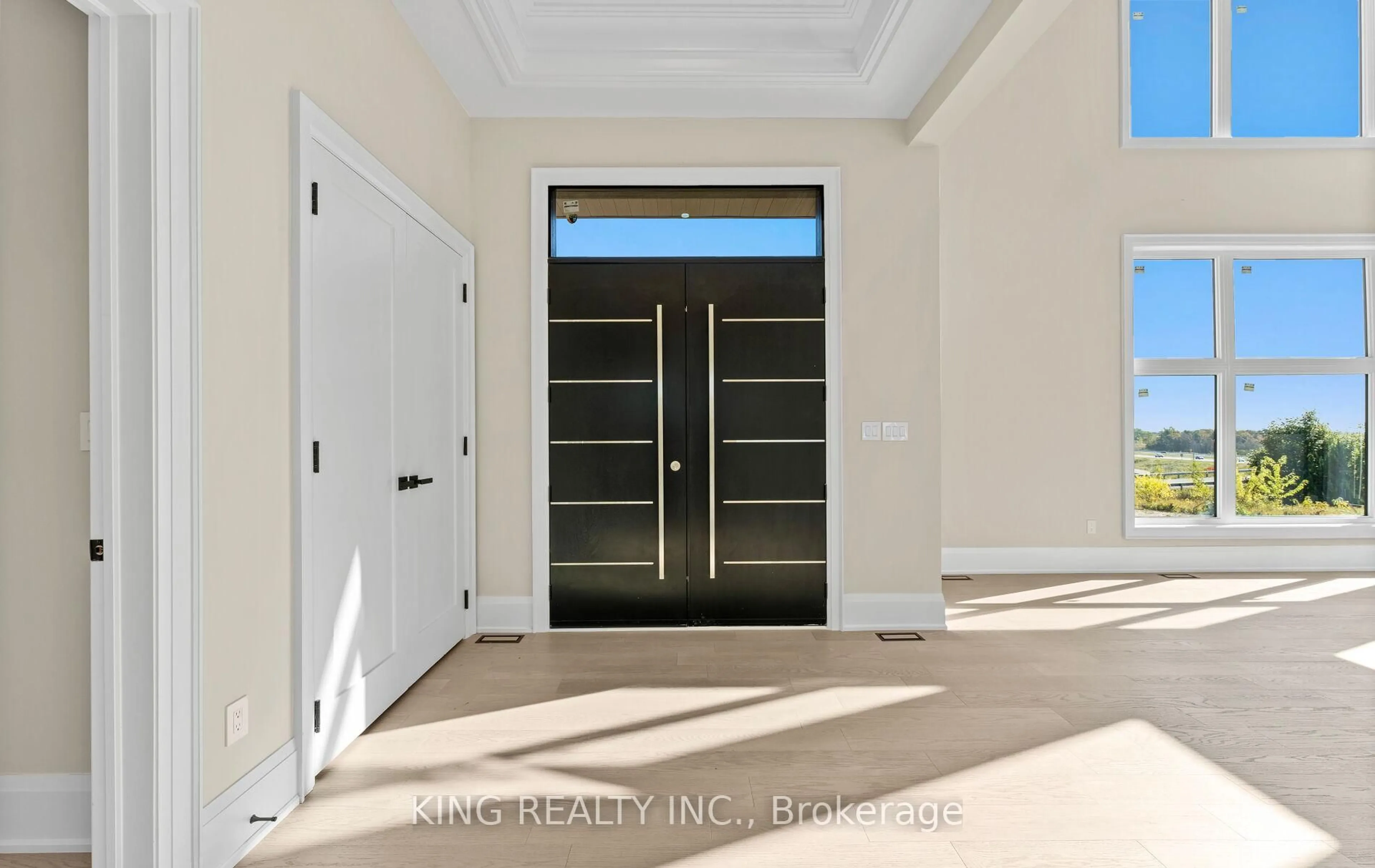 Indoor entryway for 6540 Coronation Rd, Whitby Ontario L0B 1C0