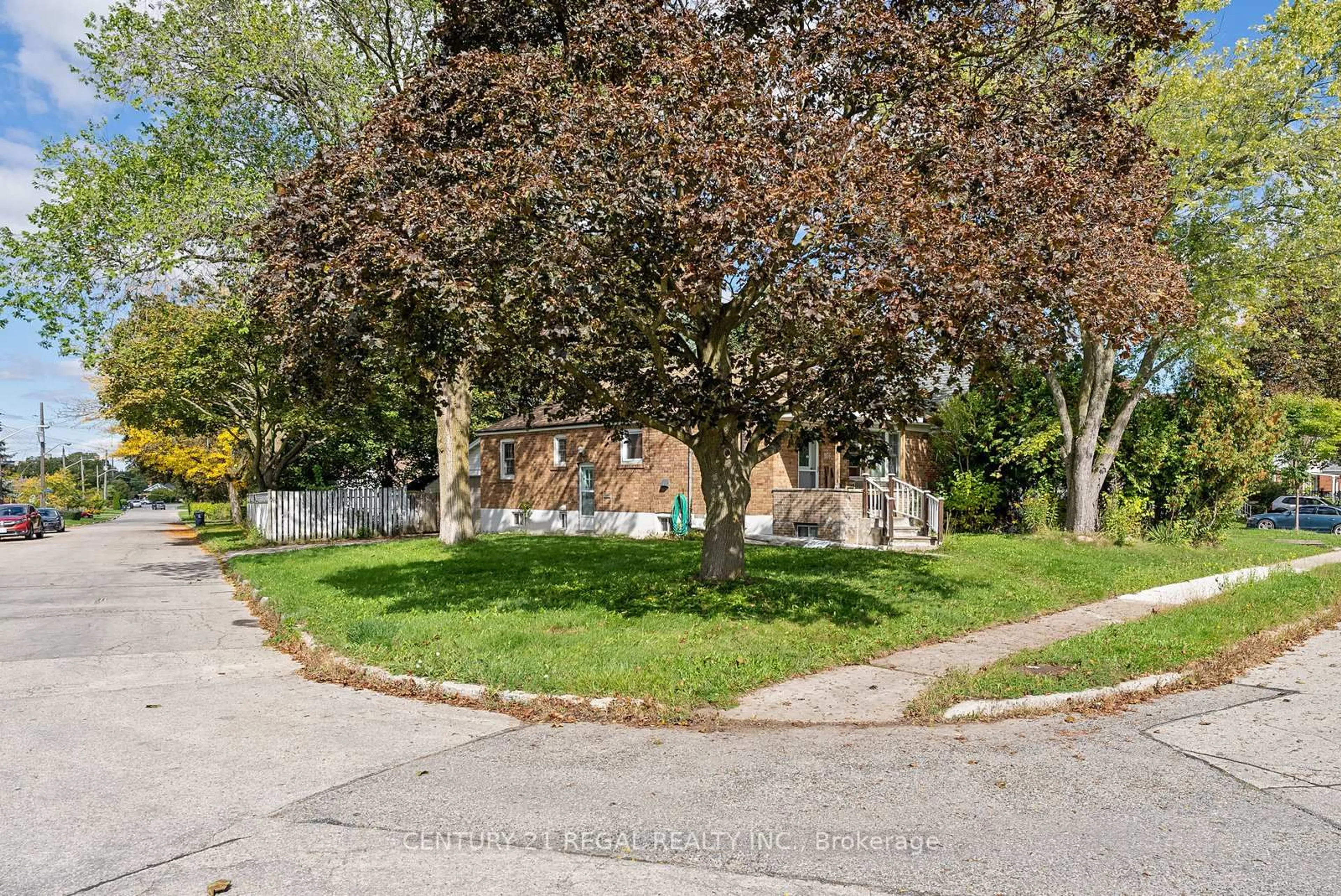 Unknown for 106 FLORA Dr, Toronto Ontario M1P 1A8