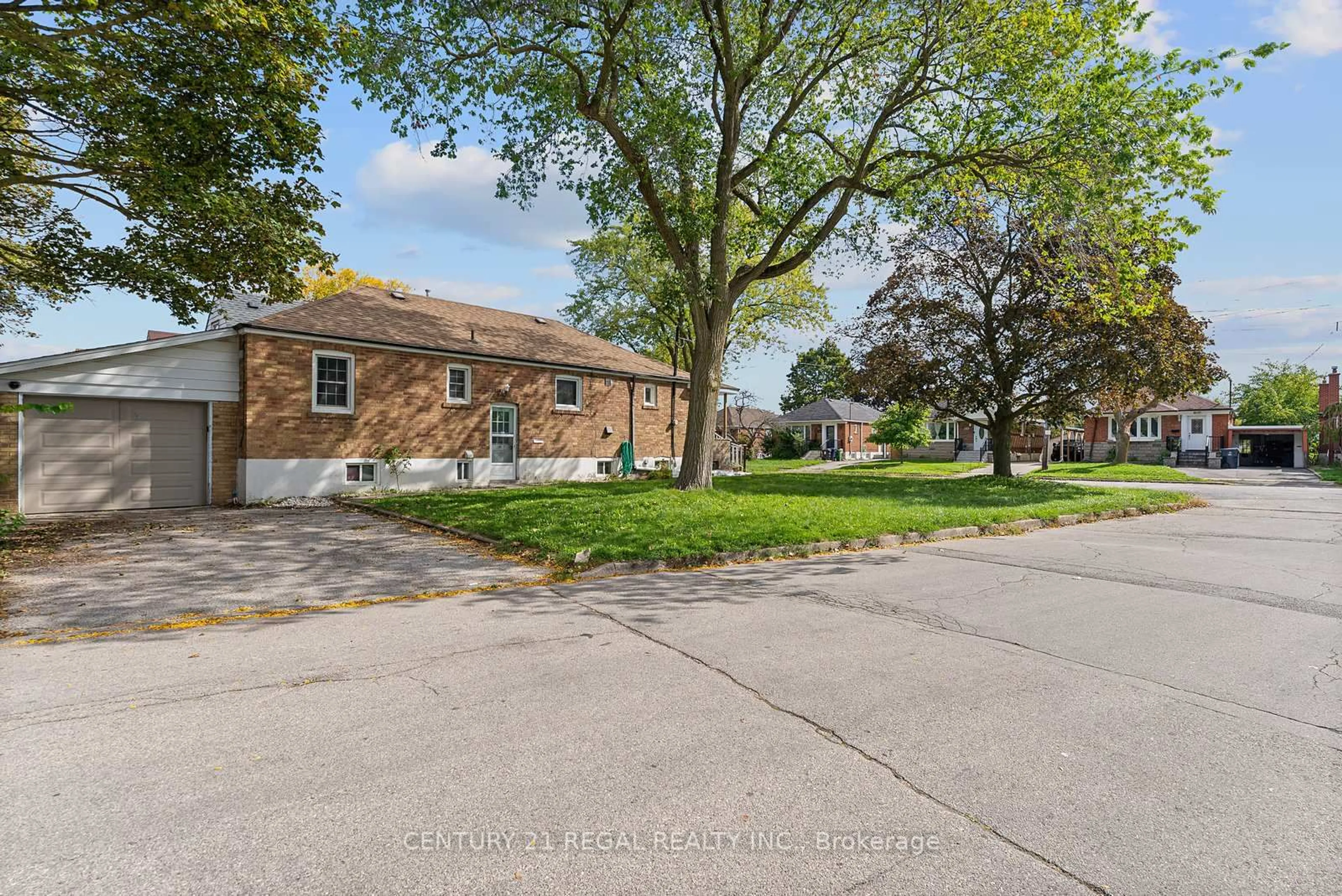 Unknown for 106 FLORA Dr, Toronto Ontario M1P 1A8
