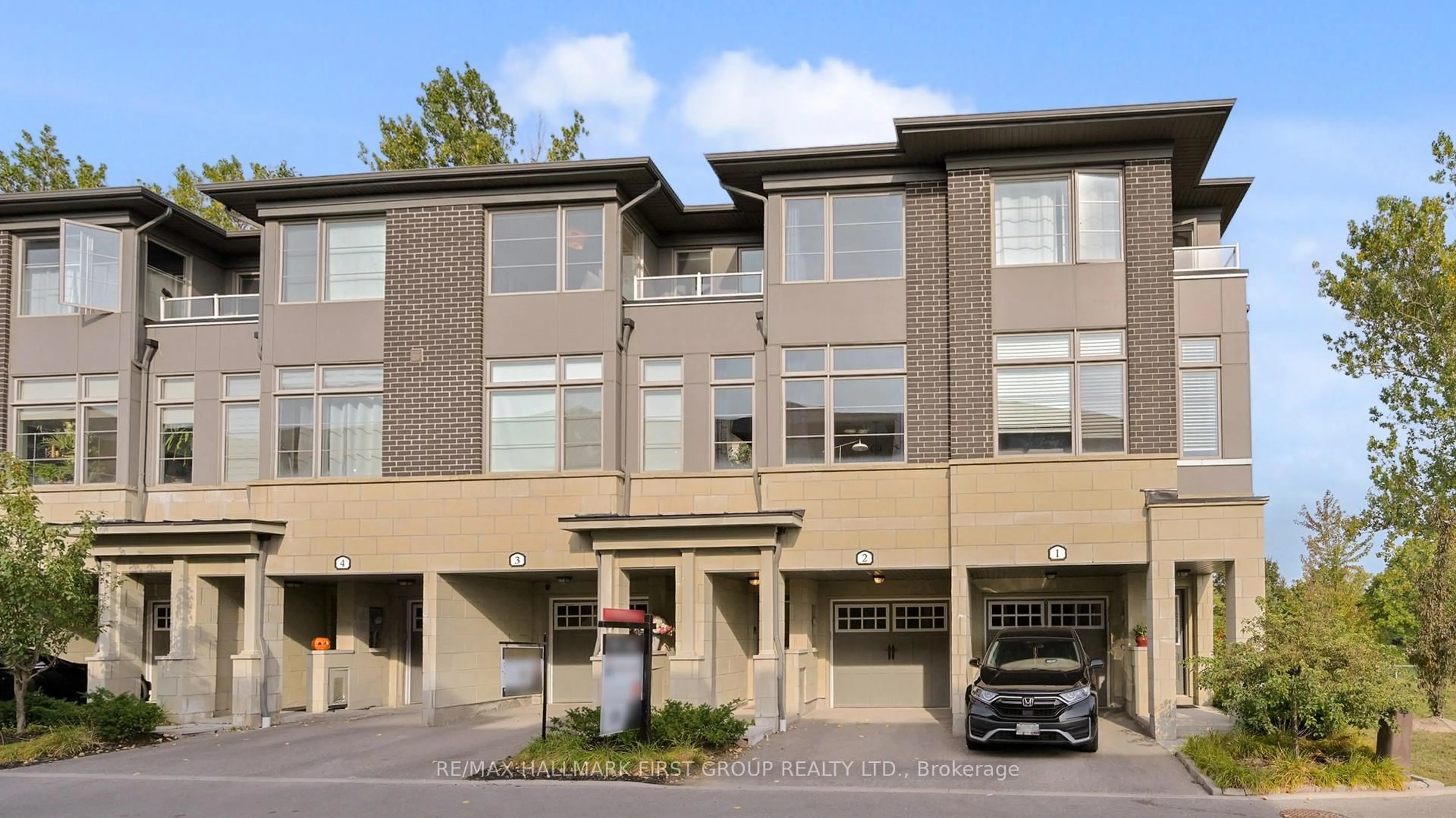 Unknown for 384 Arctic Red Dr #2, Oshawa Ontario L1L 0M5