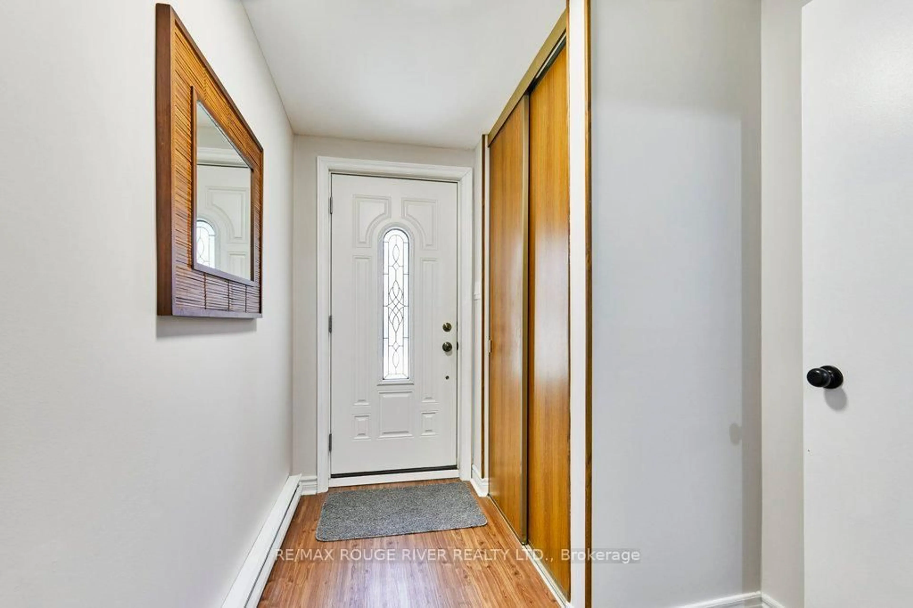 Indoor entryway for 121 Centennial Rd #15, Toronto Ontario M1C 1Z7