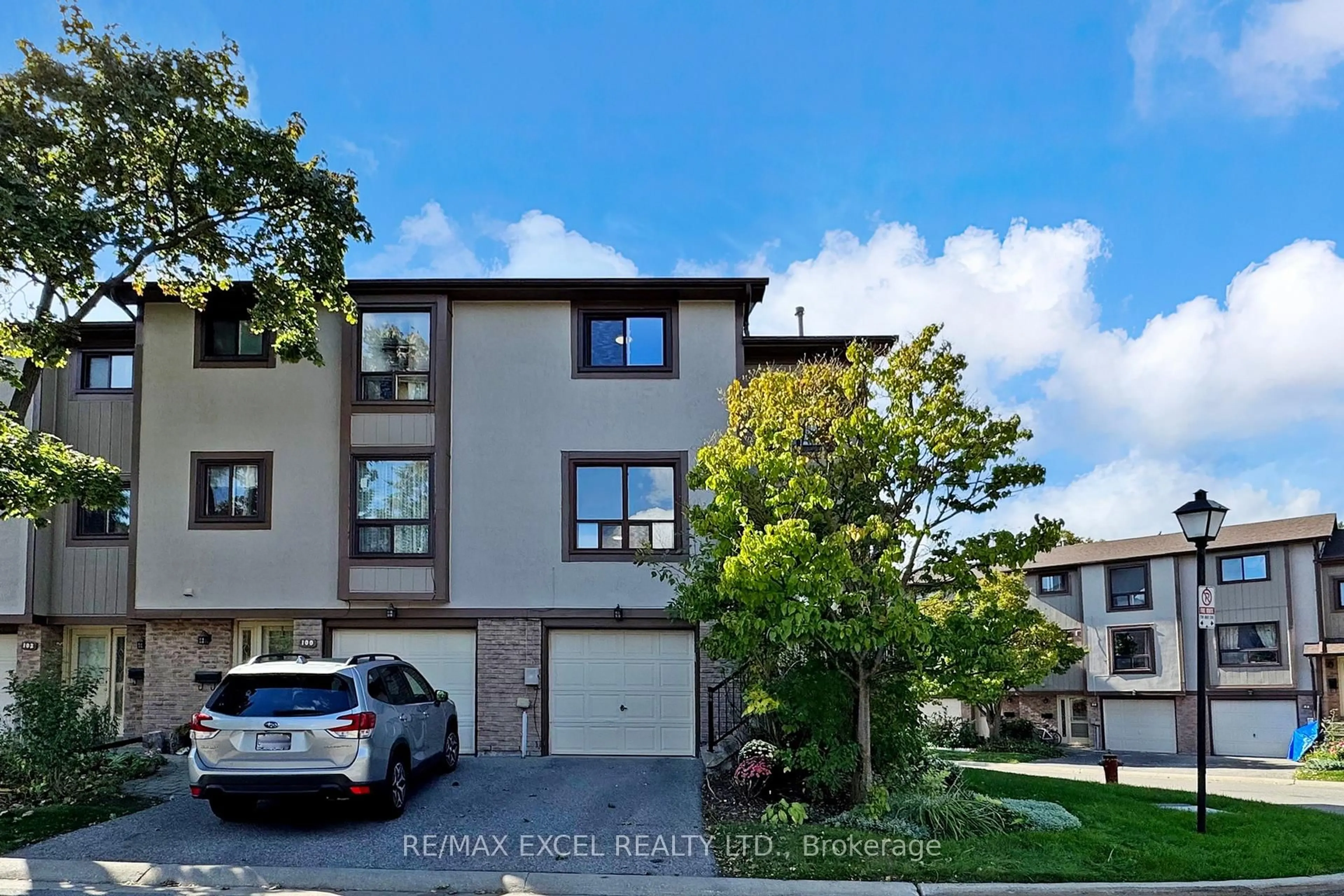 A pic from outside/outdoor area/front of a property/back of a property/a pic from drone, street for 24 Fundy Bay Blvd #98, Toronto Ontario M1W 3A4
