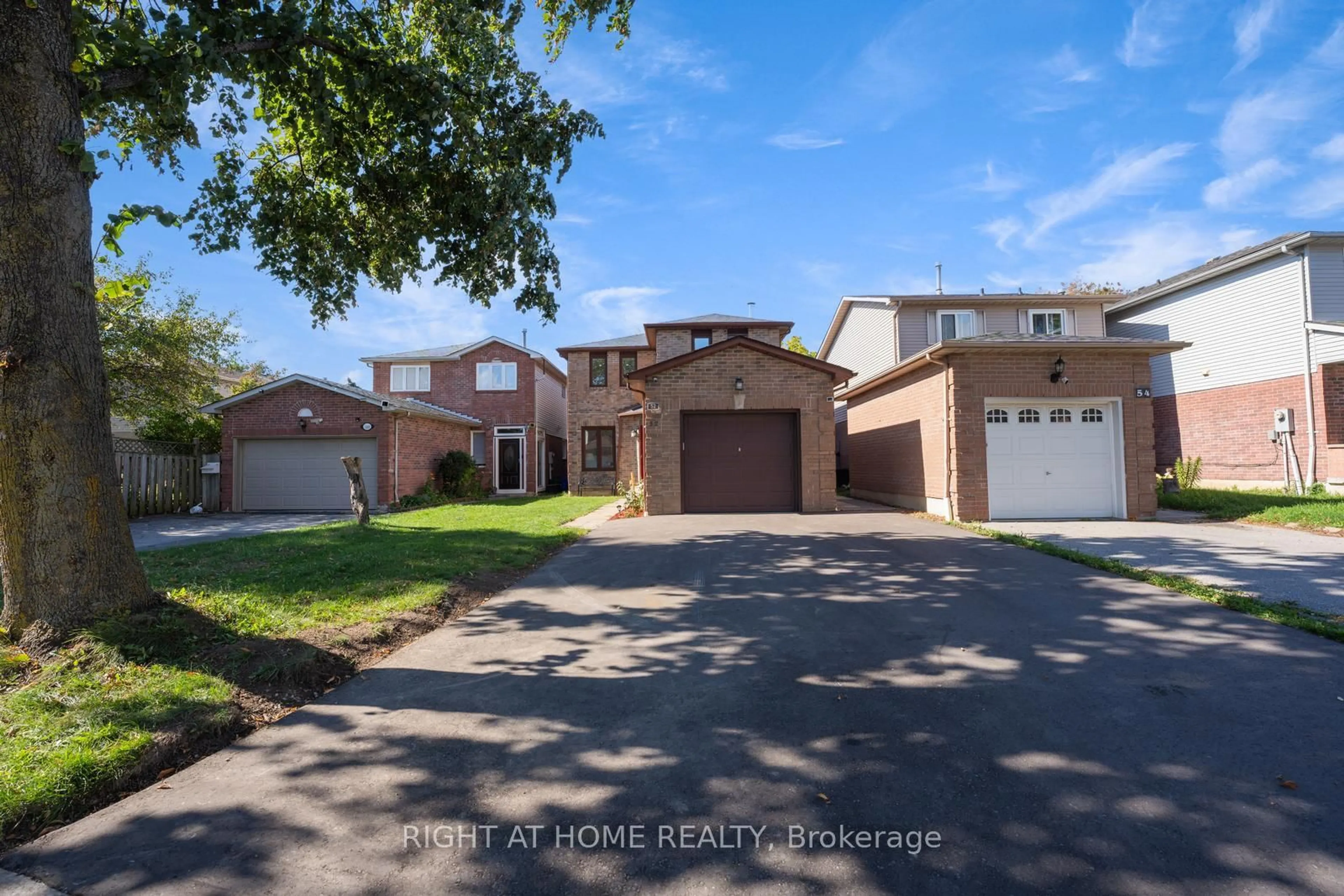 A pic from outside/outdoor area/front of a property/back of a property/a pic from drone, street for 52 Dobson Dr, Ajax Ontario L1S 5E9