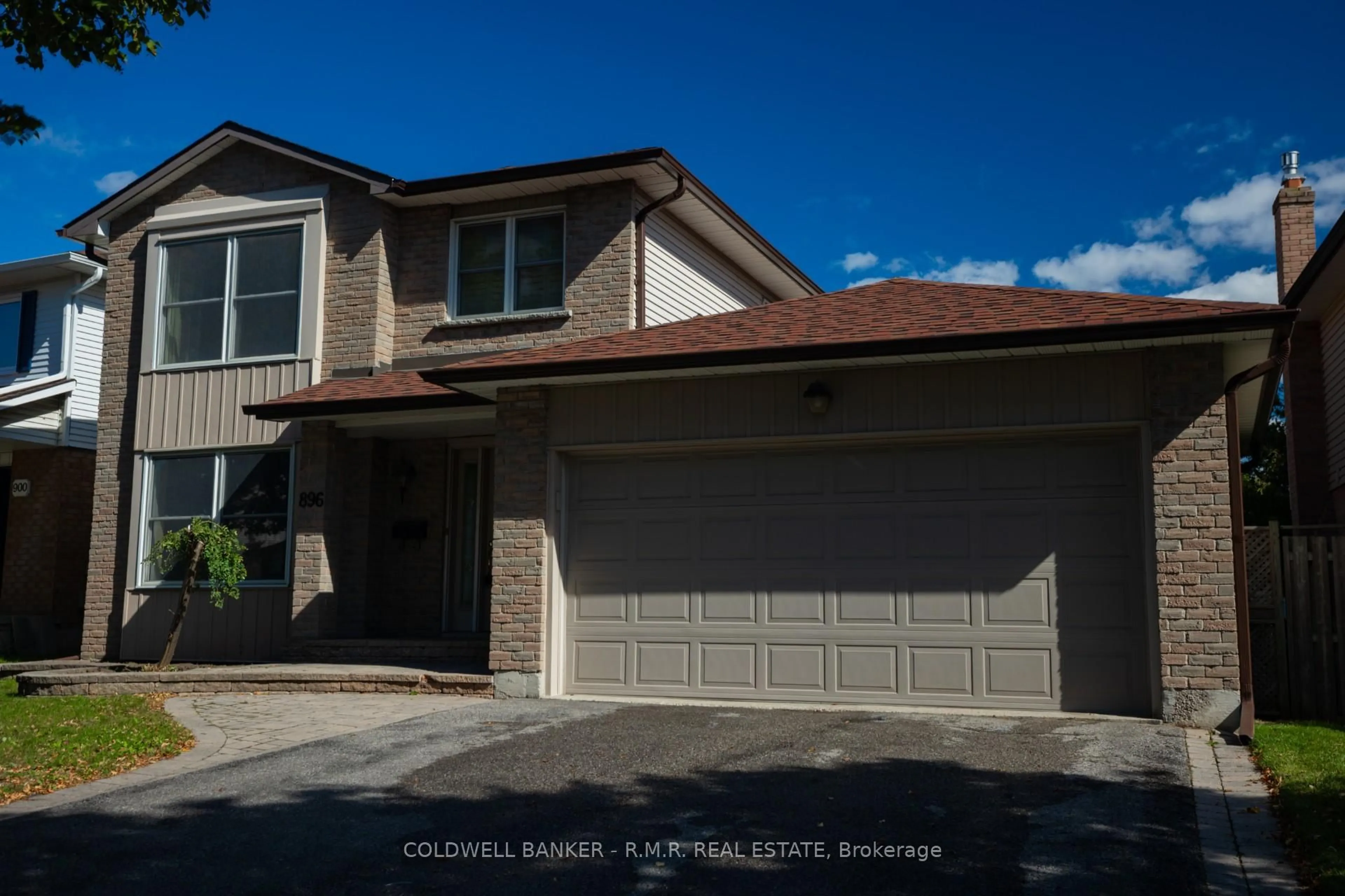 Unknown for 896 Roundelay Dr, Oshawa Ontario L1J 7T7