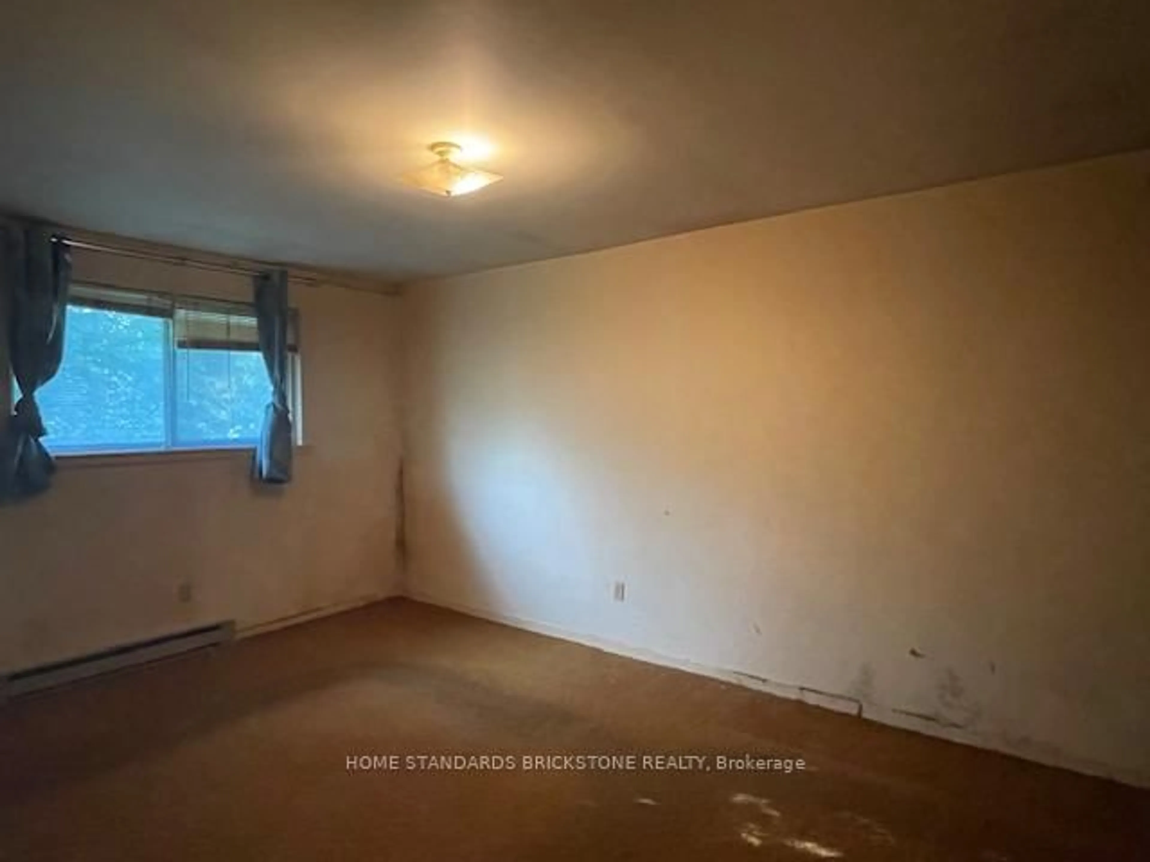 A pic of a room for 45 Hildenboro Sq, Toronto Ontario M1W 1Y2