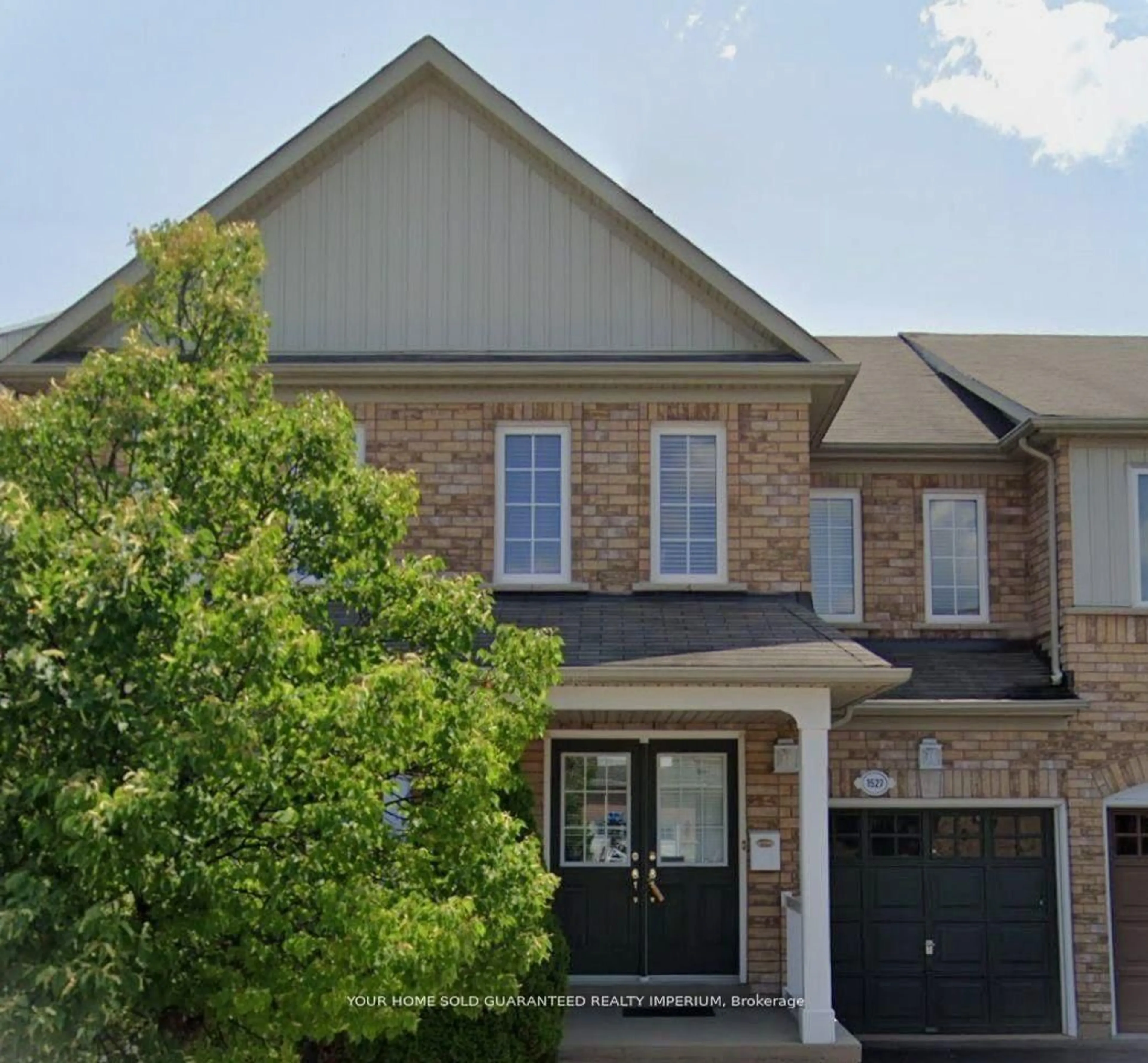 Home with brick exterior material, street for 1527 Avonmore Sq, Pickering Ontario L1V 7H2